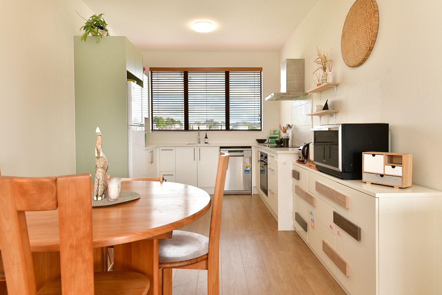 1 Bloom Crescent, Sunnyvale, Waitakere City