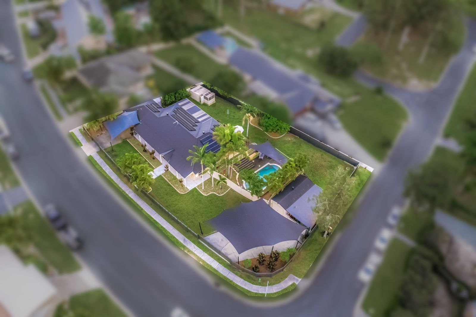 5 Wimbledon Way, Oxenford QLD 4210