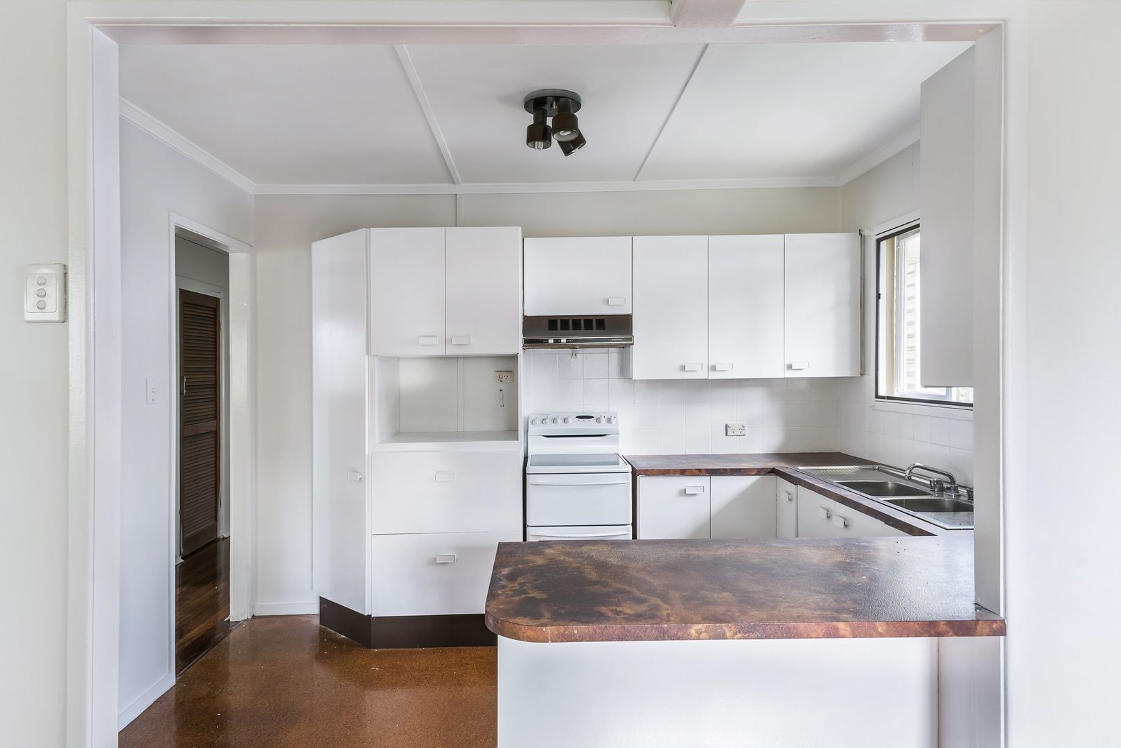 31 Factory Street, Kallangur, QLD 4503