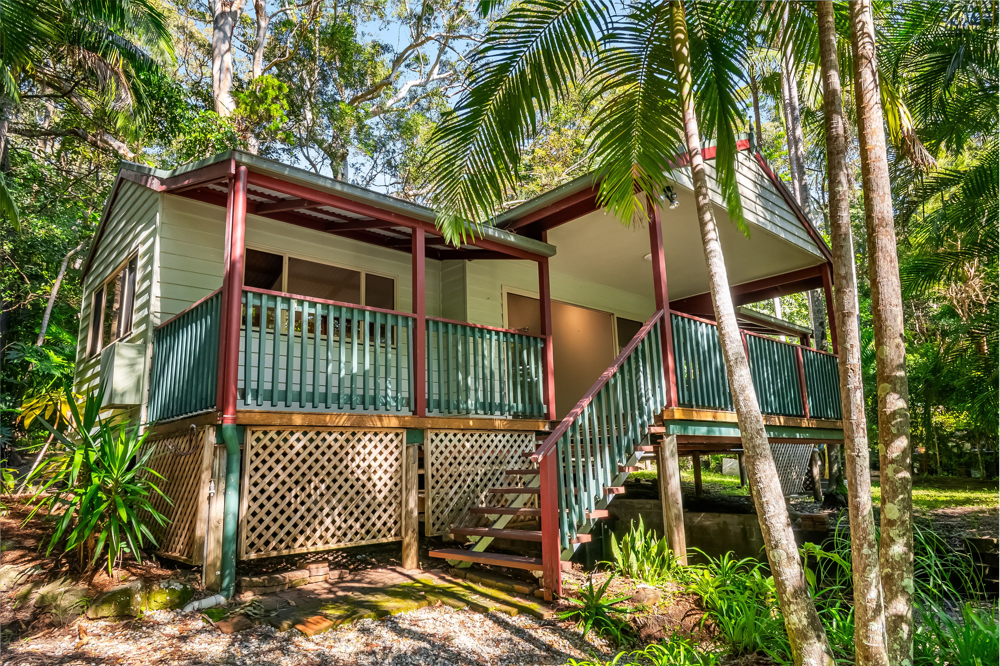15 Cemetery Road — photo from Ray White Byron Bay