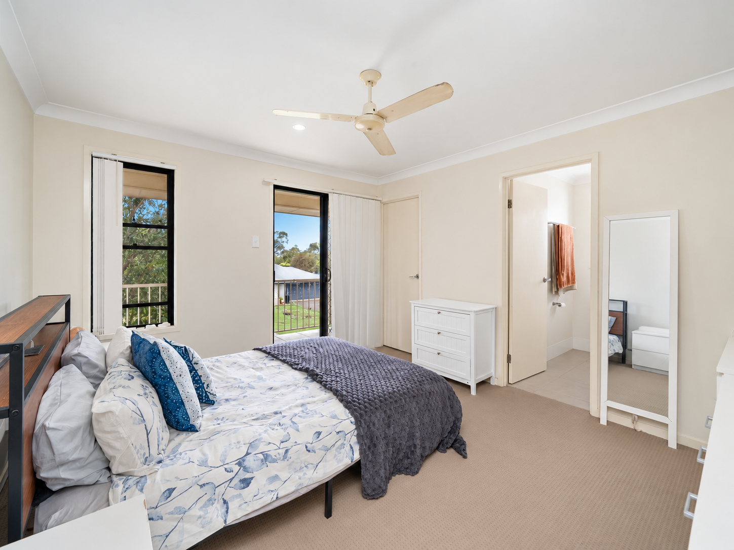 37 Bowerbird Crescent — photo 9 of 21
