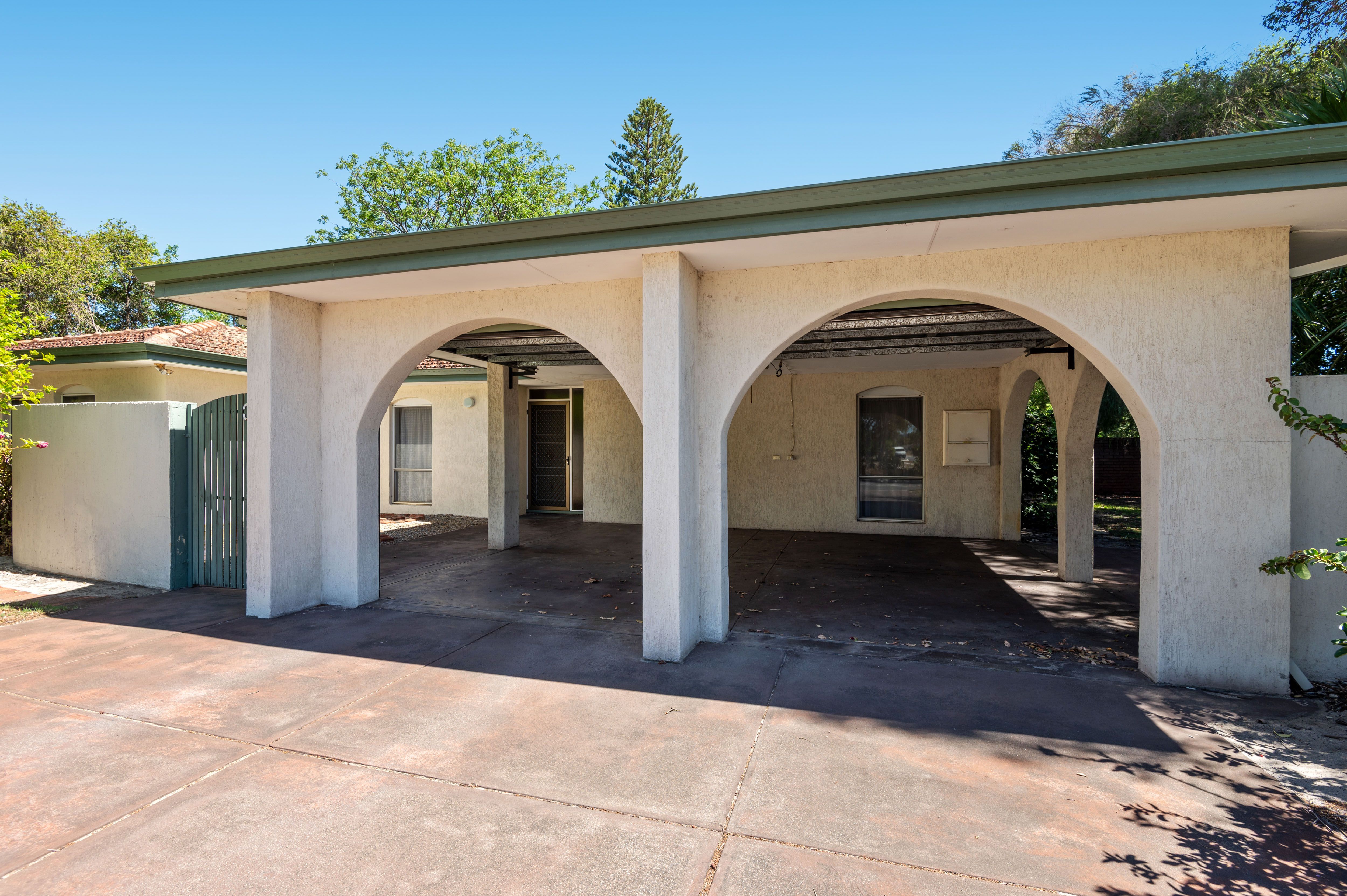 3 Regency Drive, Thornlie, WA 6108
