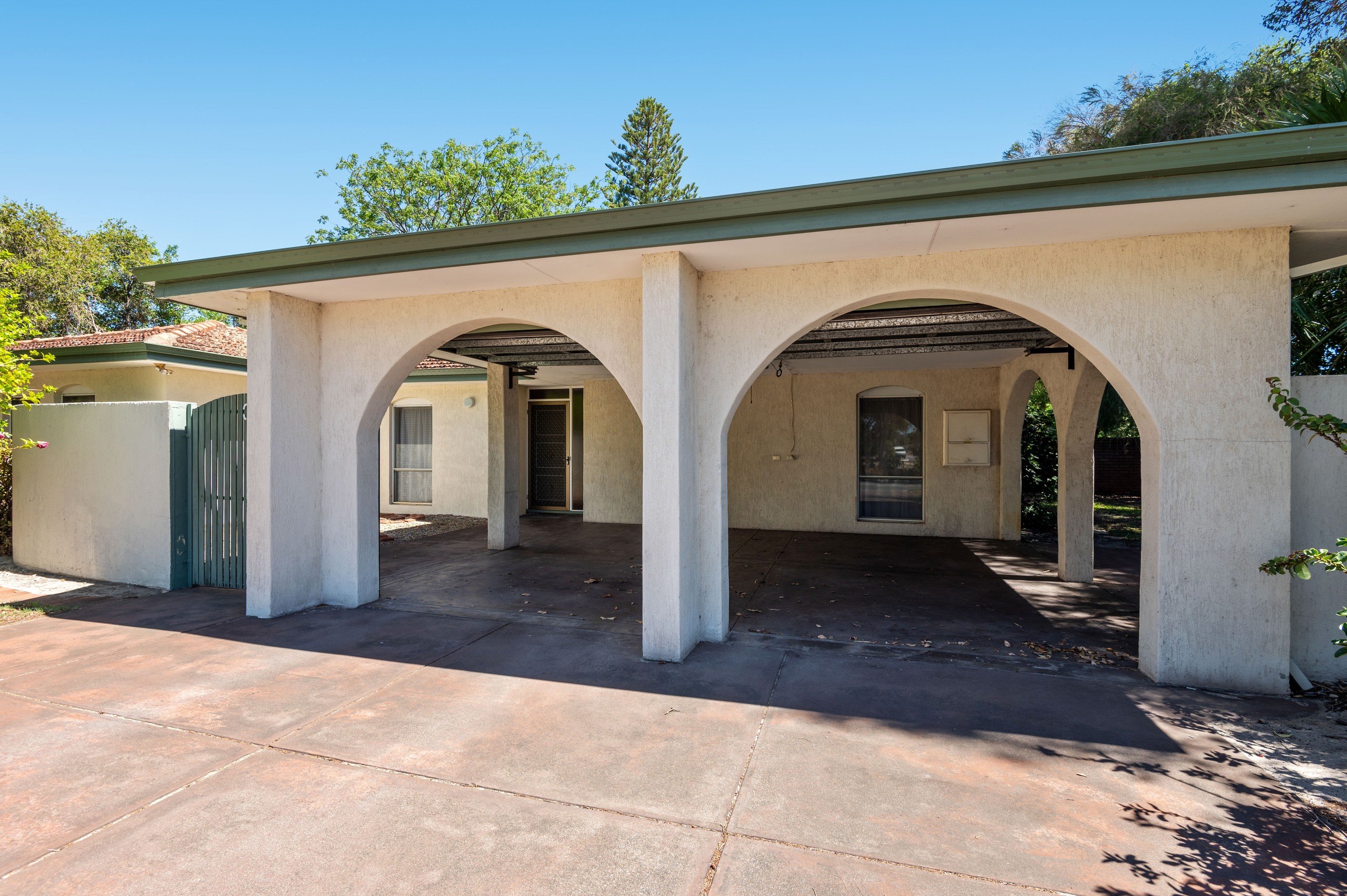 3 Regency Drive, Thornlie, WA 6108