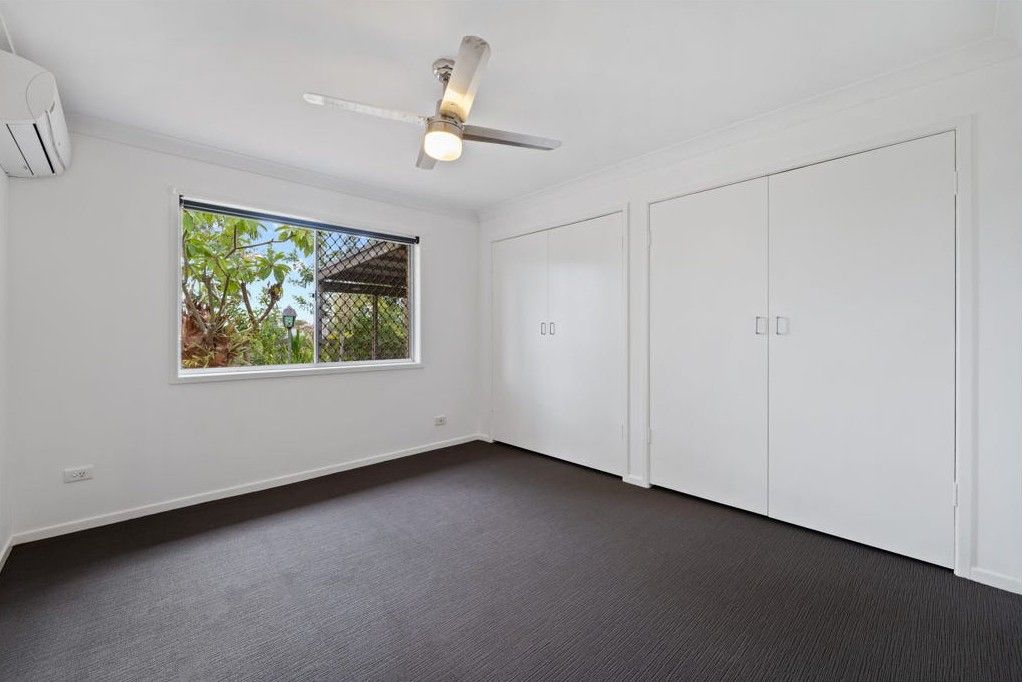 2 Robert Street — photo 7 of 17