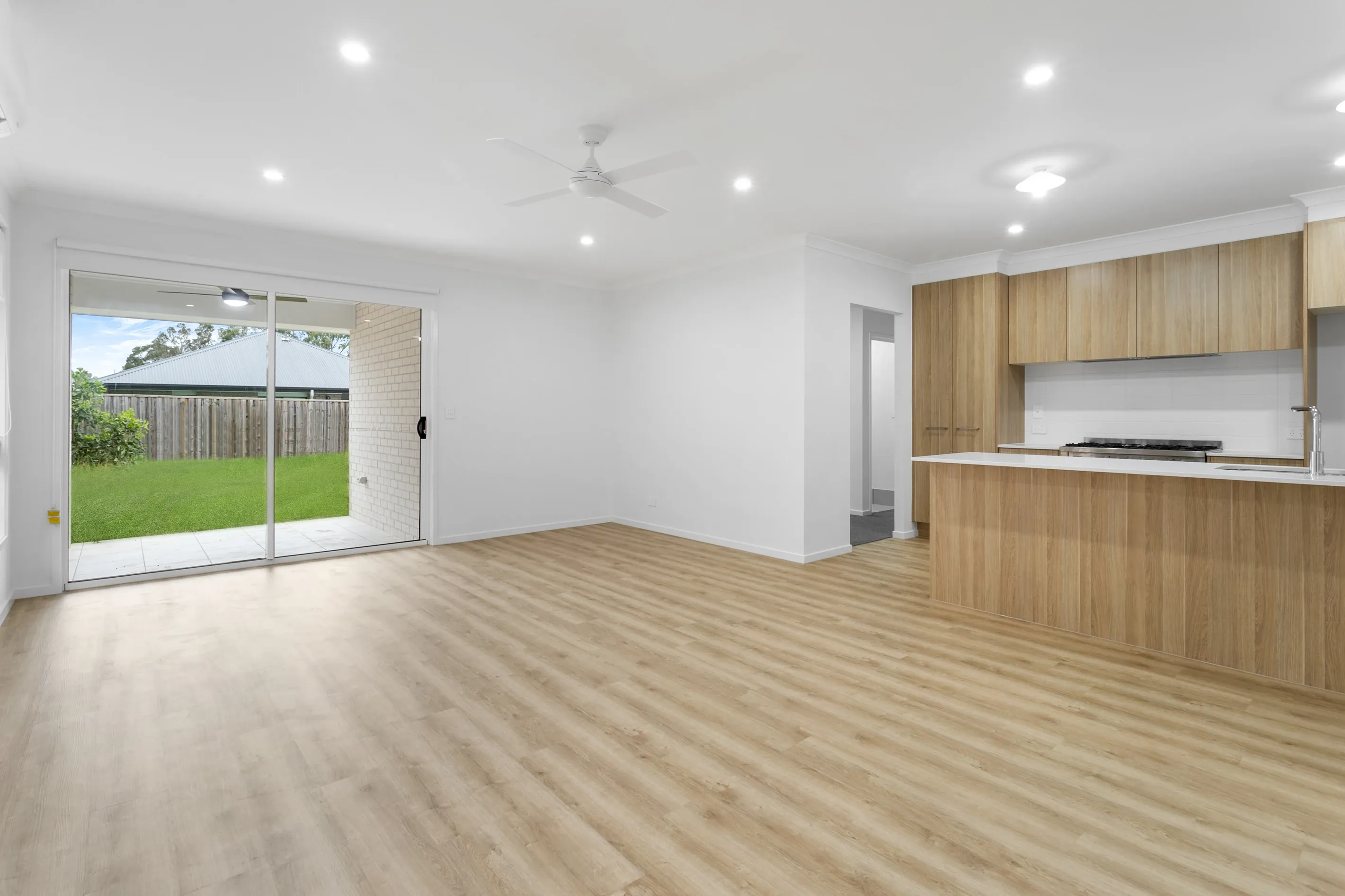 42 Cedar Drive — photo 3 of 10
