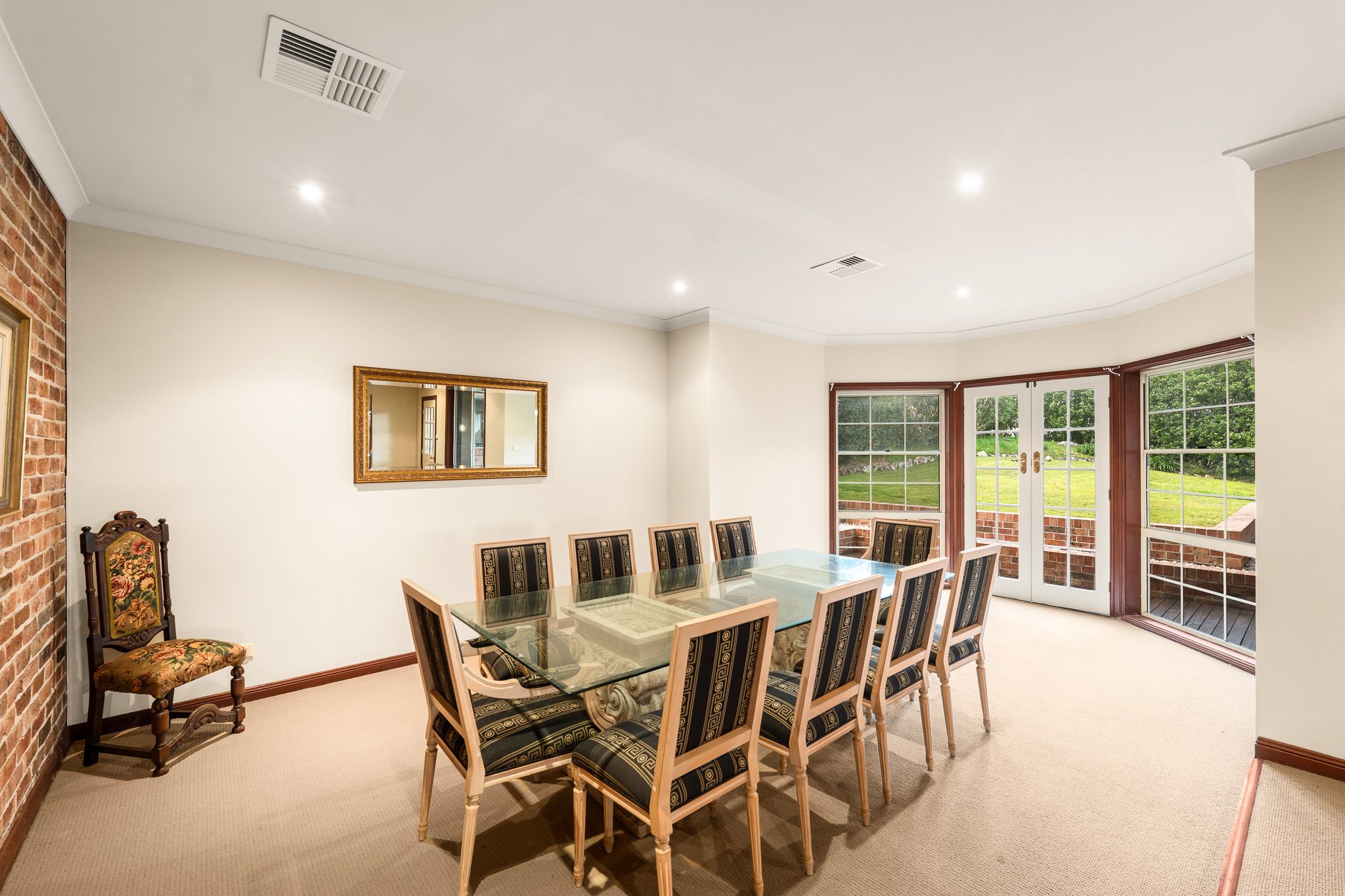 1 Dixon Street — photo 11 of 30