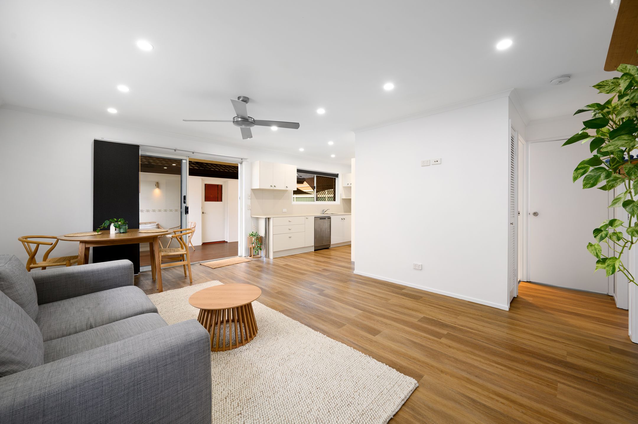 1/37 Milton Avenue — photo 5 of 16