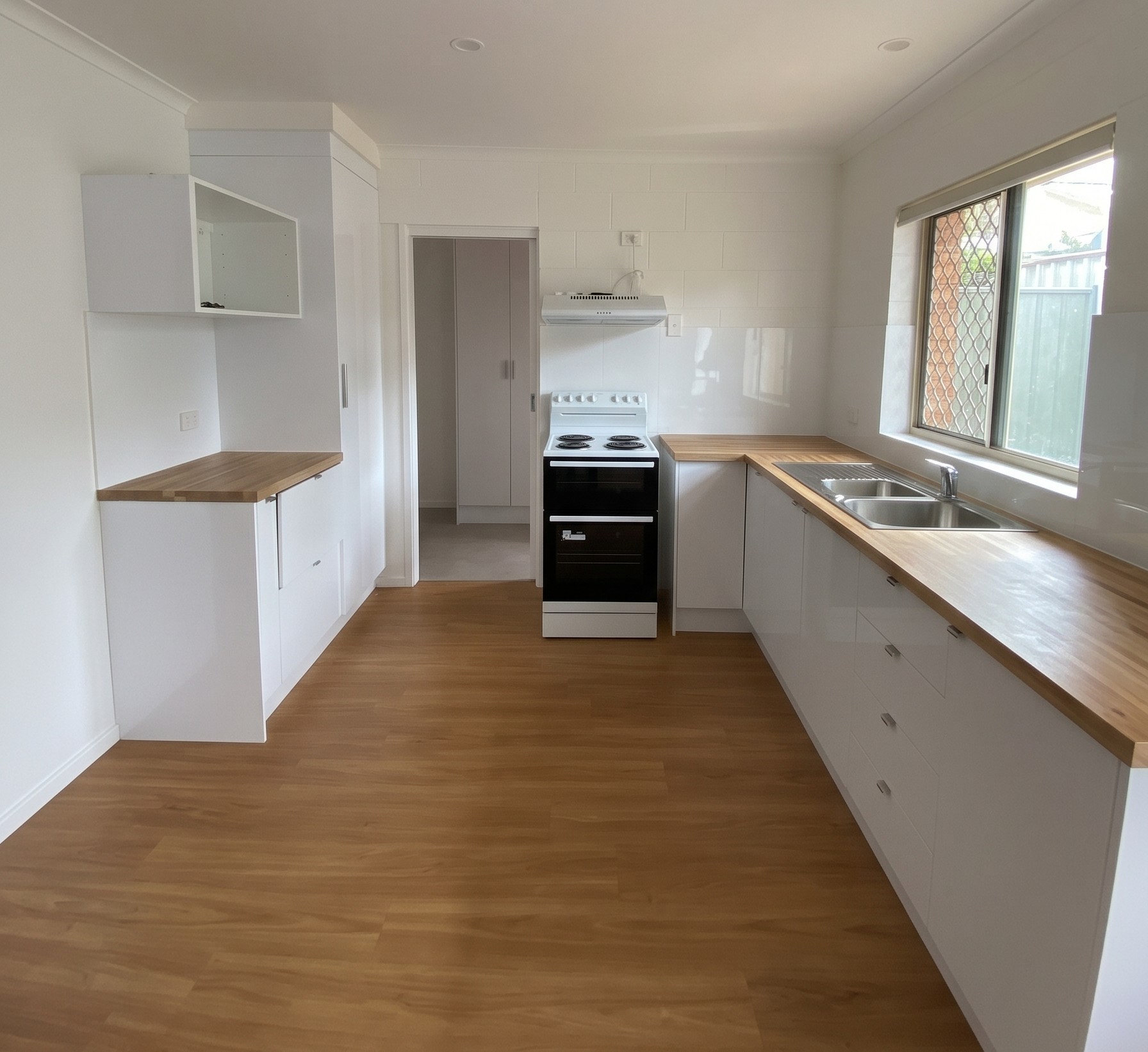 Unit 2/21 Johns Parade, Atherton, QLD 4883