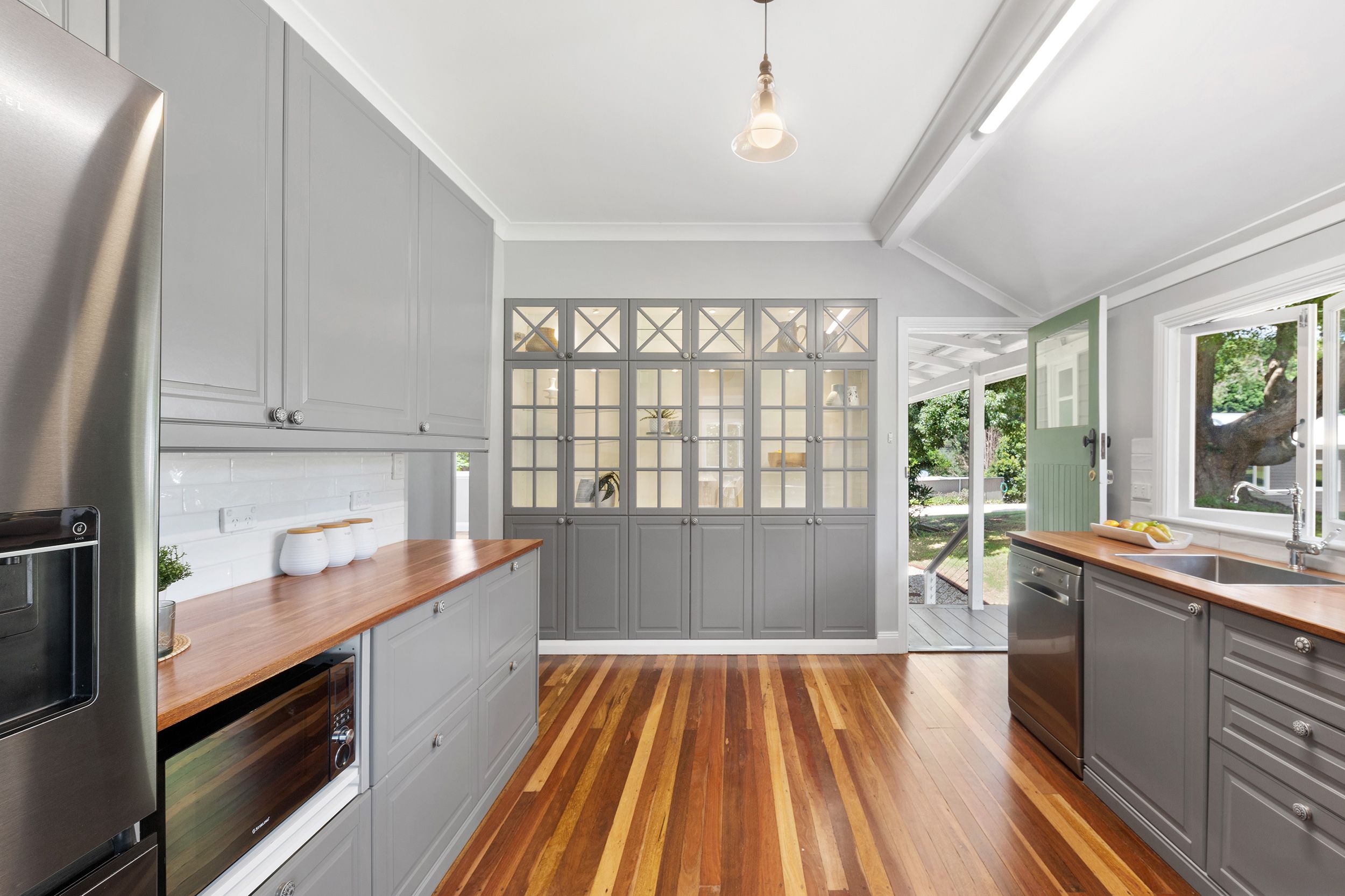 80-82 Benowa Street, Tamborine Mountain, QLD 4272