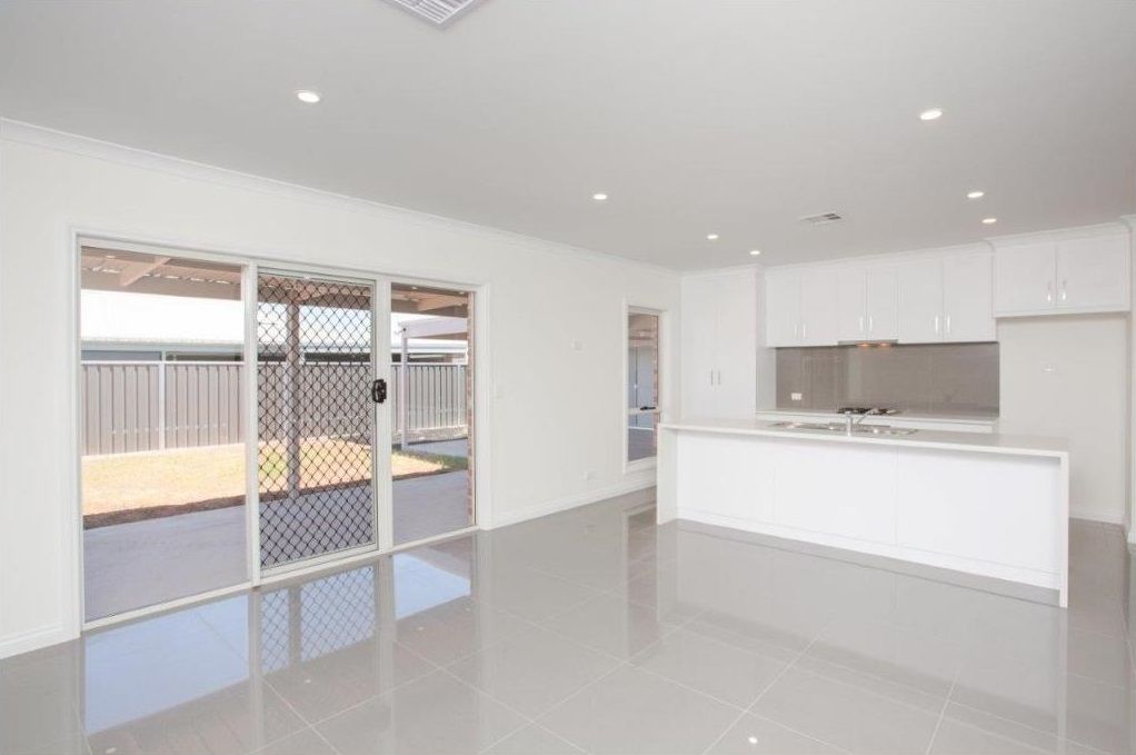 17 Anne Cox Drive, Red Cliffs, VIC 3496