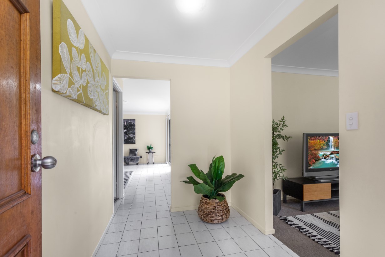 17 Malachite Street, Keperra, QLD 4054