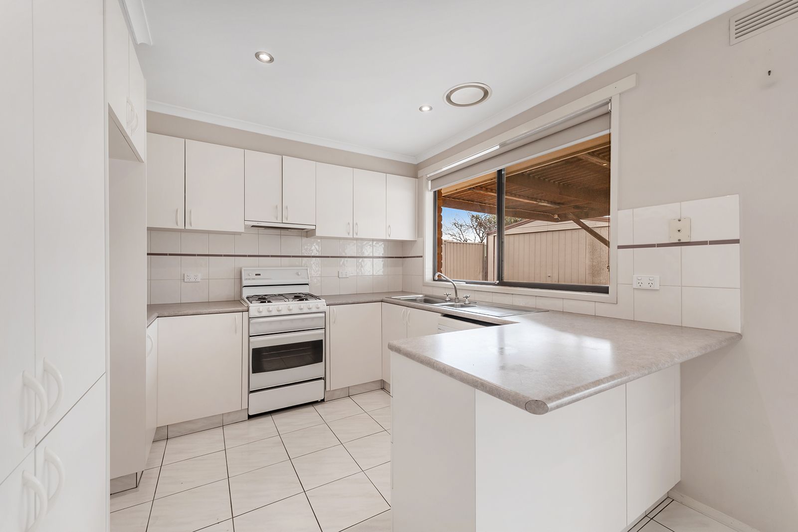 71 Harricks Crescent, Attwood, VIC 3049