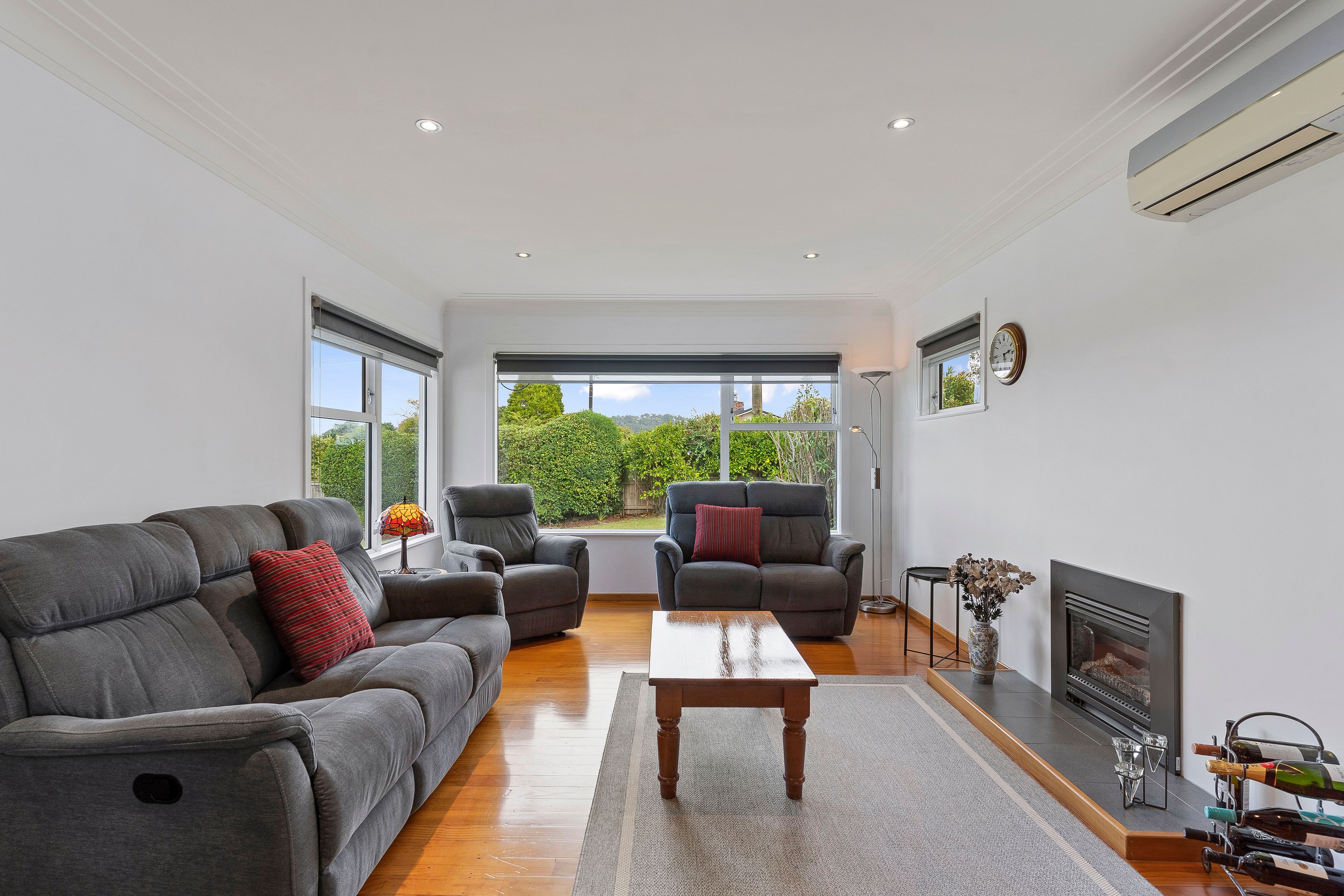 7 Tauhara Street, Green Bay, Waitakere City