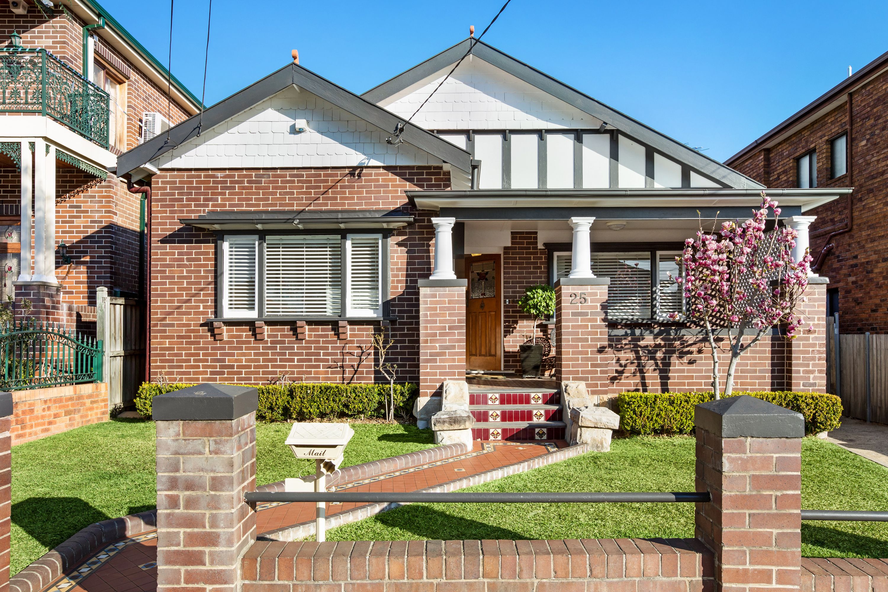 25 Kirrang Street