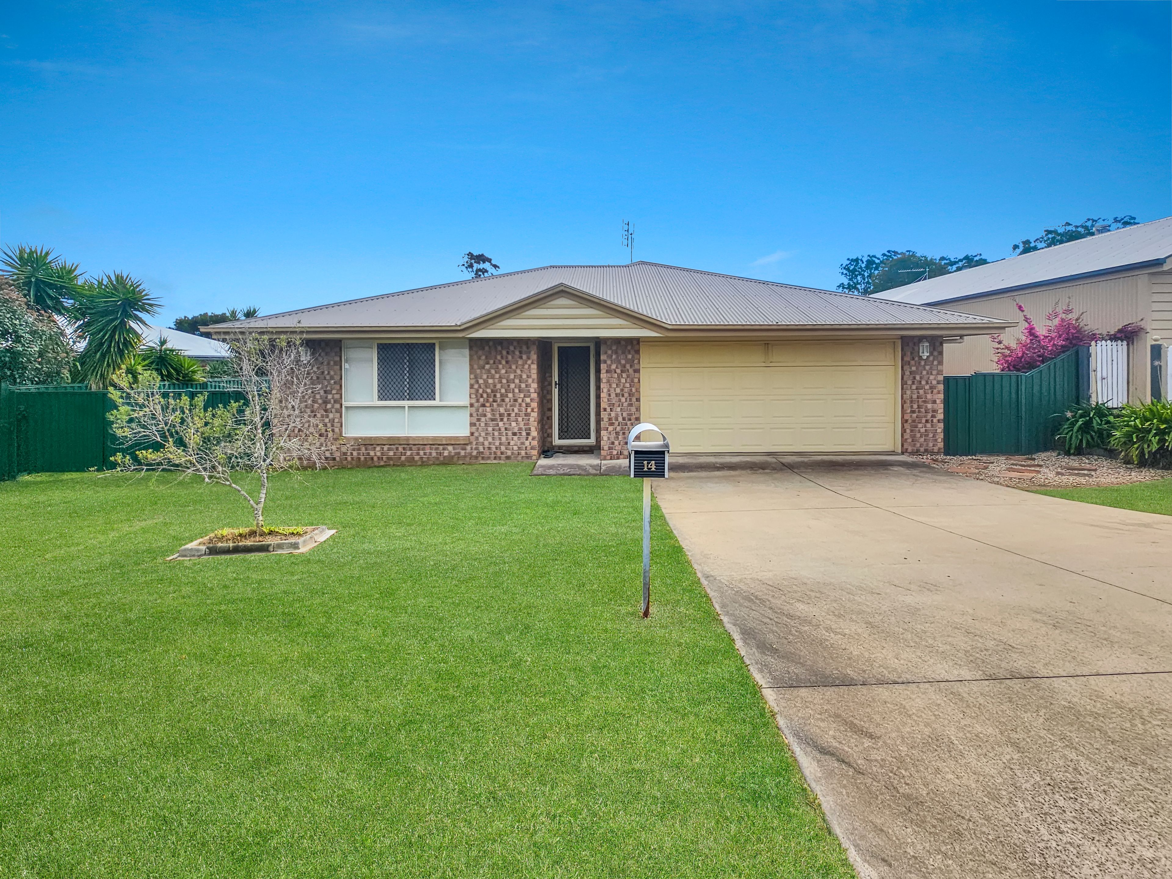 14 Samuel Avenue, Crows Nest QLD 4355