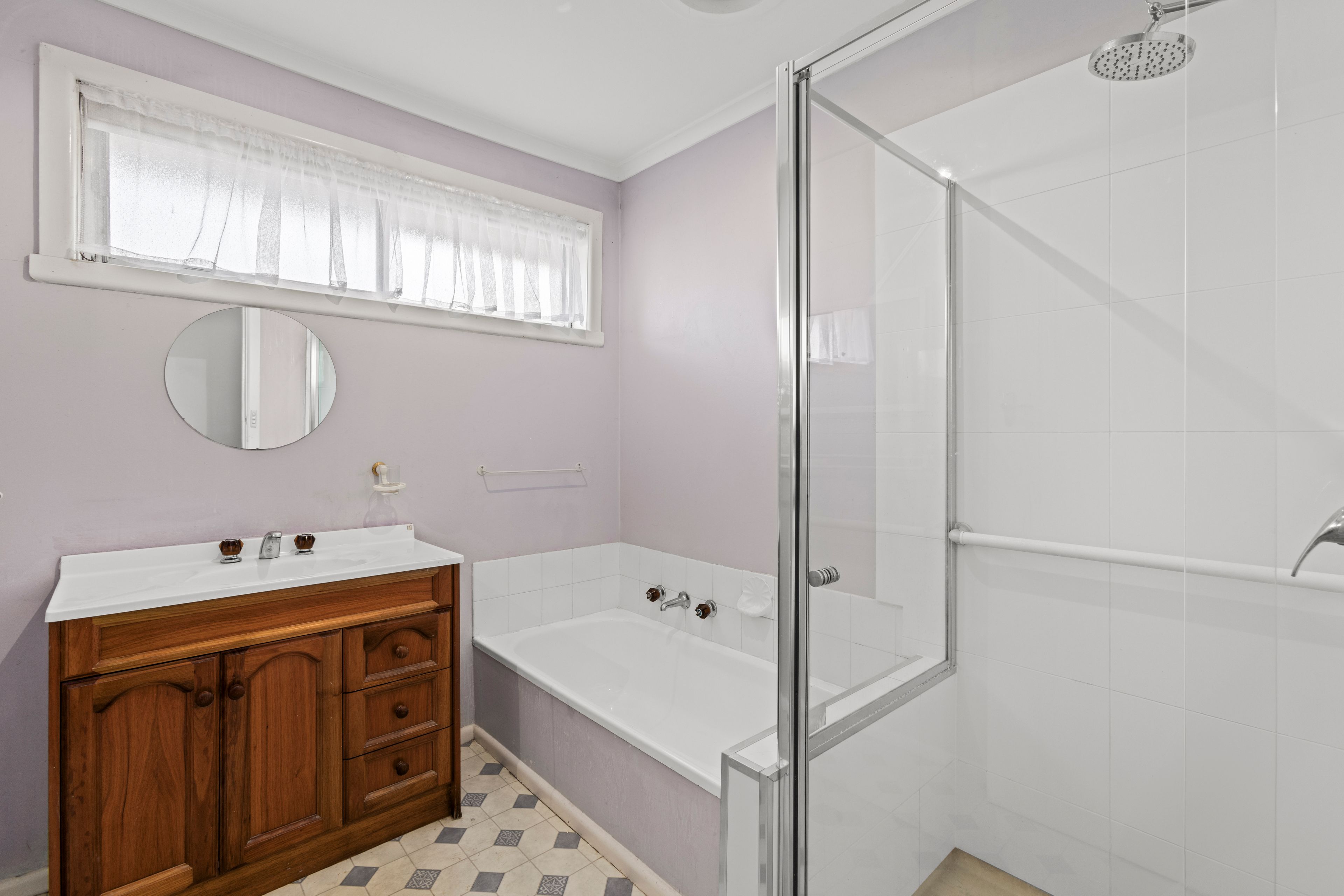6 Meda Court — photo 7 of 10
