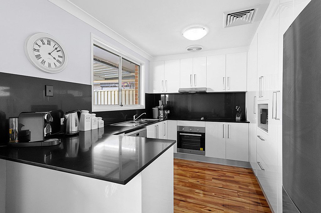 47 Lyrebird, St Clair, NSW 2759