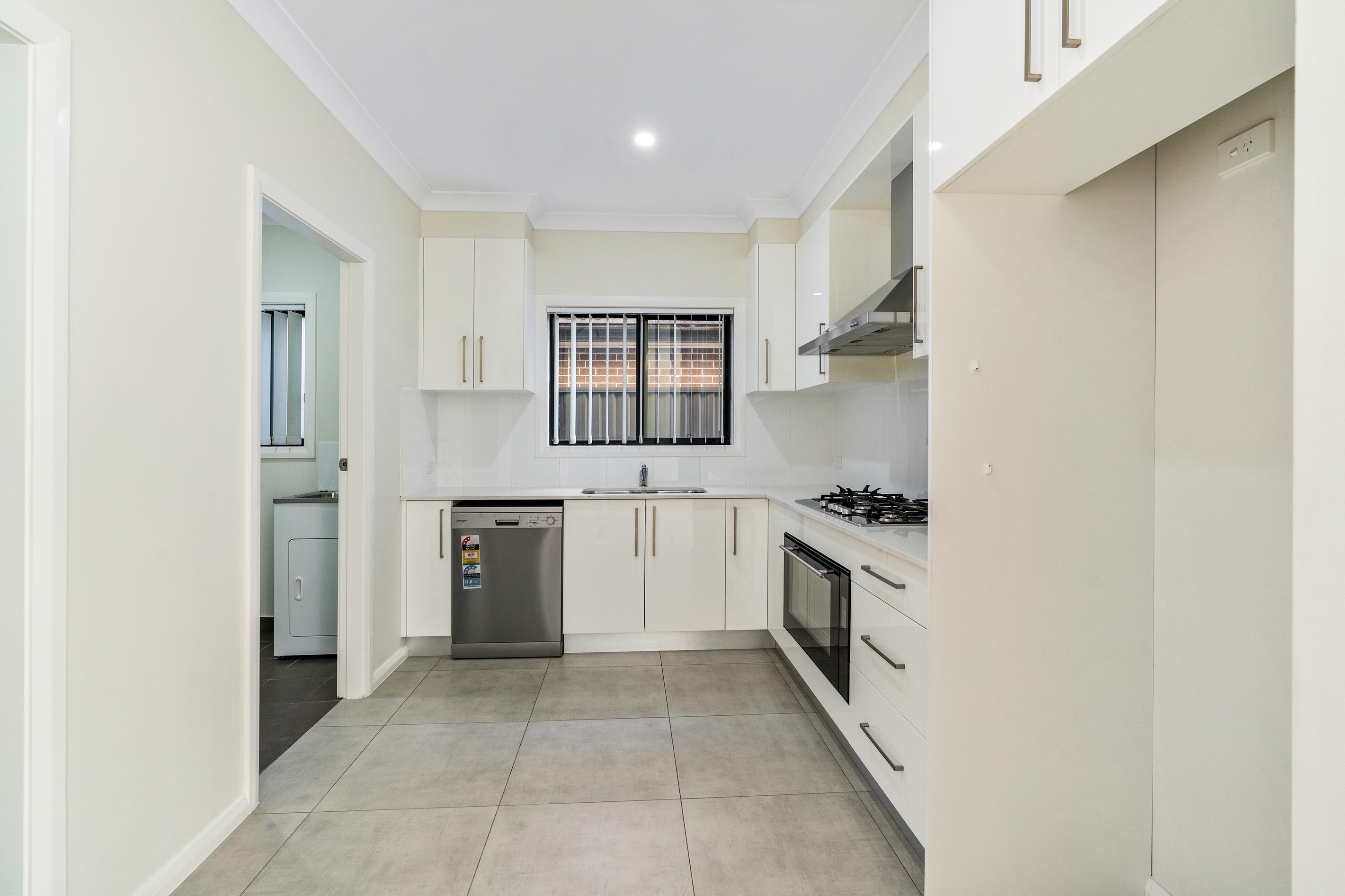 1b Warrigal Street, Gregory Hills, NSW 2557