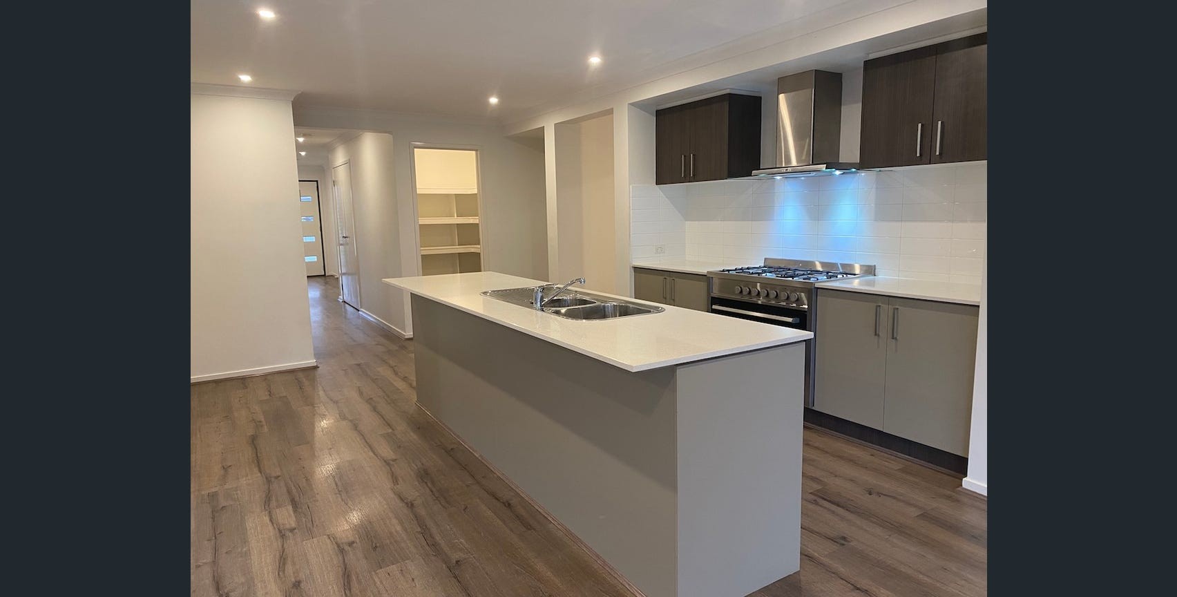 69 Corymbia Promenade, Pakenham, VIC 3810