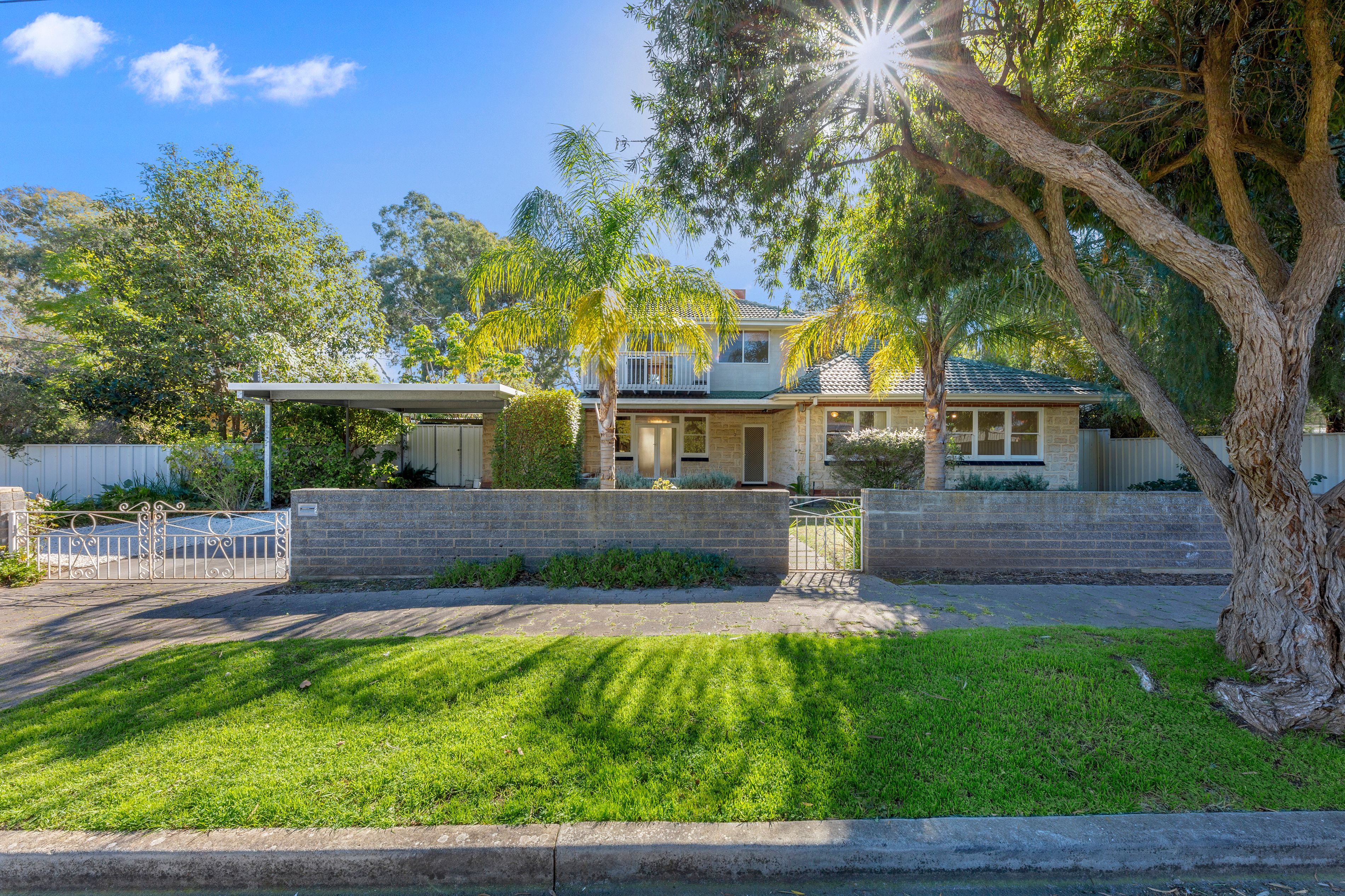 2 Woodbrook Avenue, Windsor Gardens, SA 5087