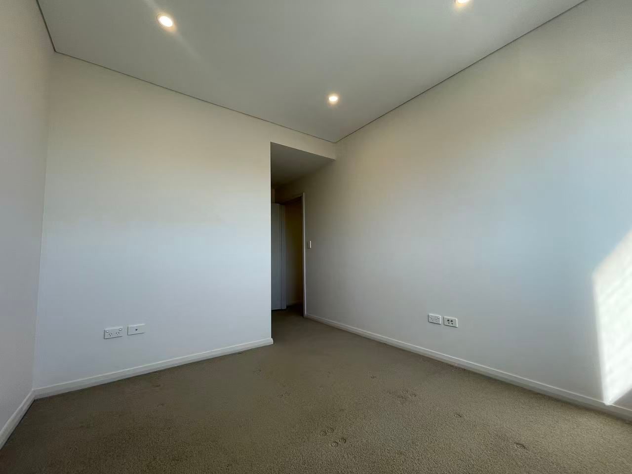 301/118 Princes Highway — photo 8 of 15