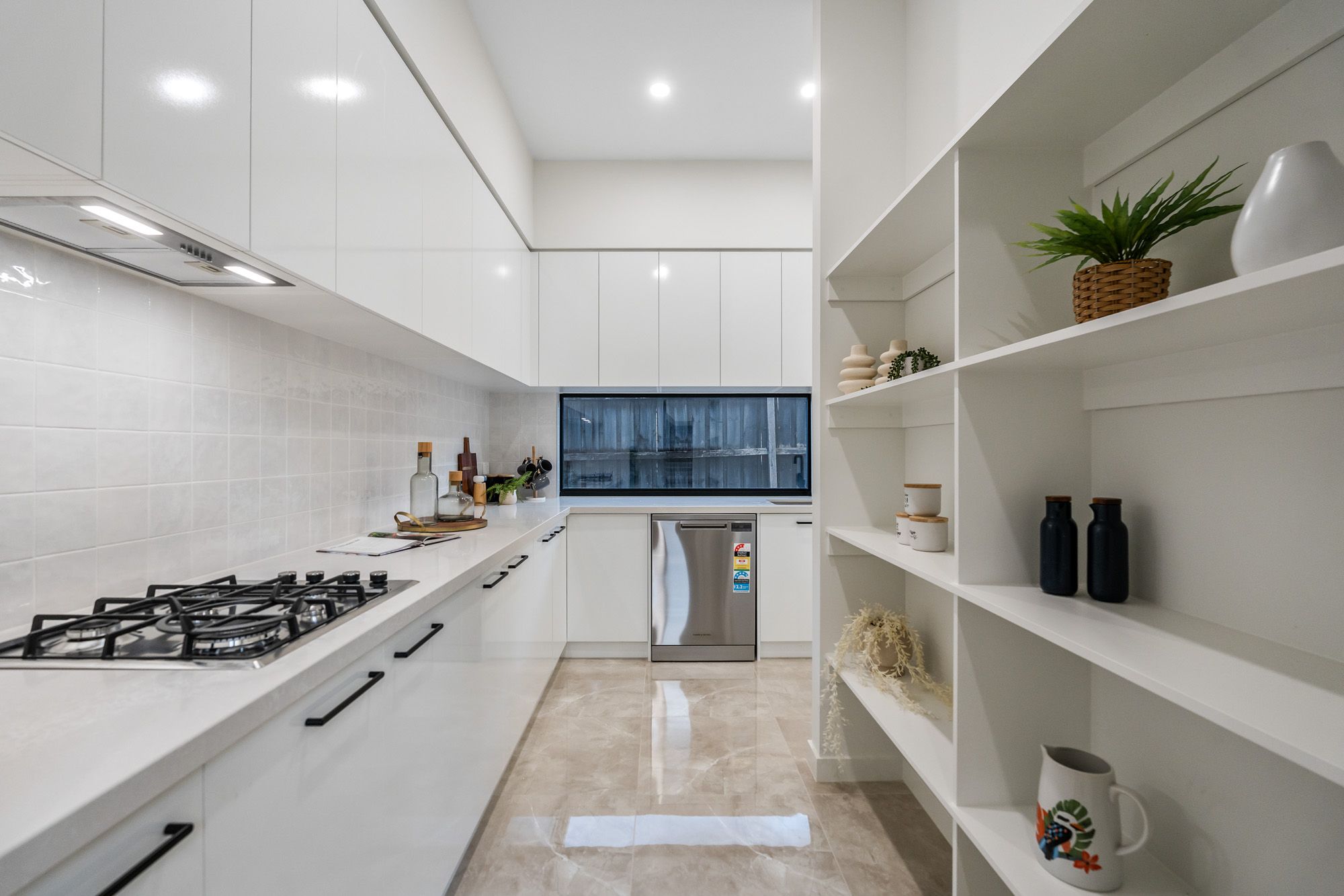 14 Moona Street — photo 10 of 30