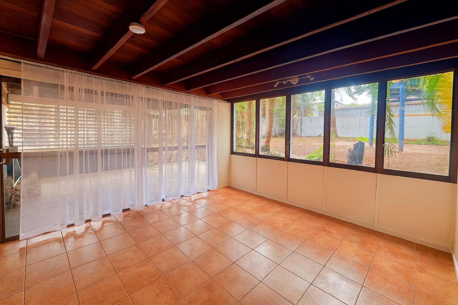 25 Shordley Street — photo 9 of 10