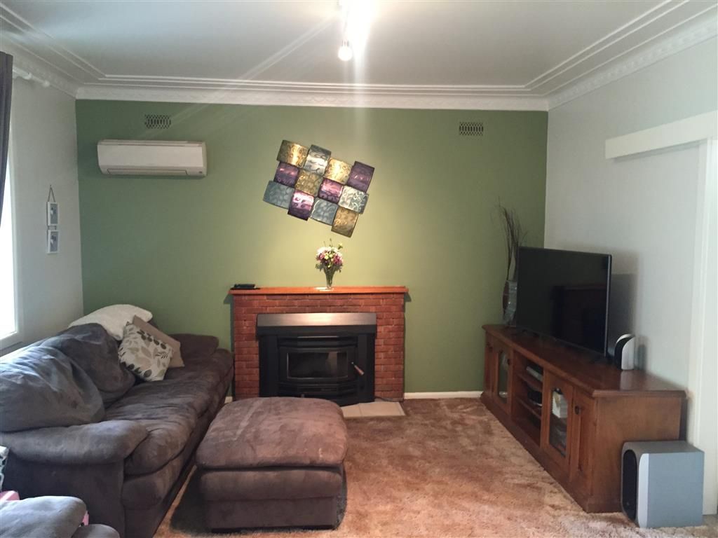 11 Forest Street, Tumut, NSW 2720