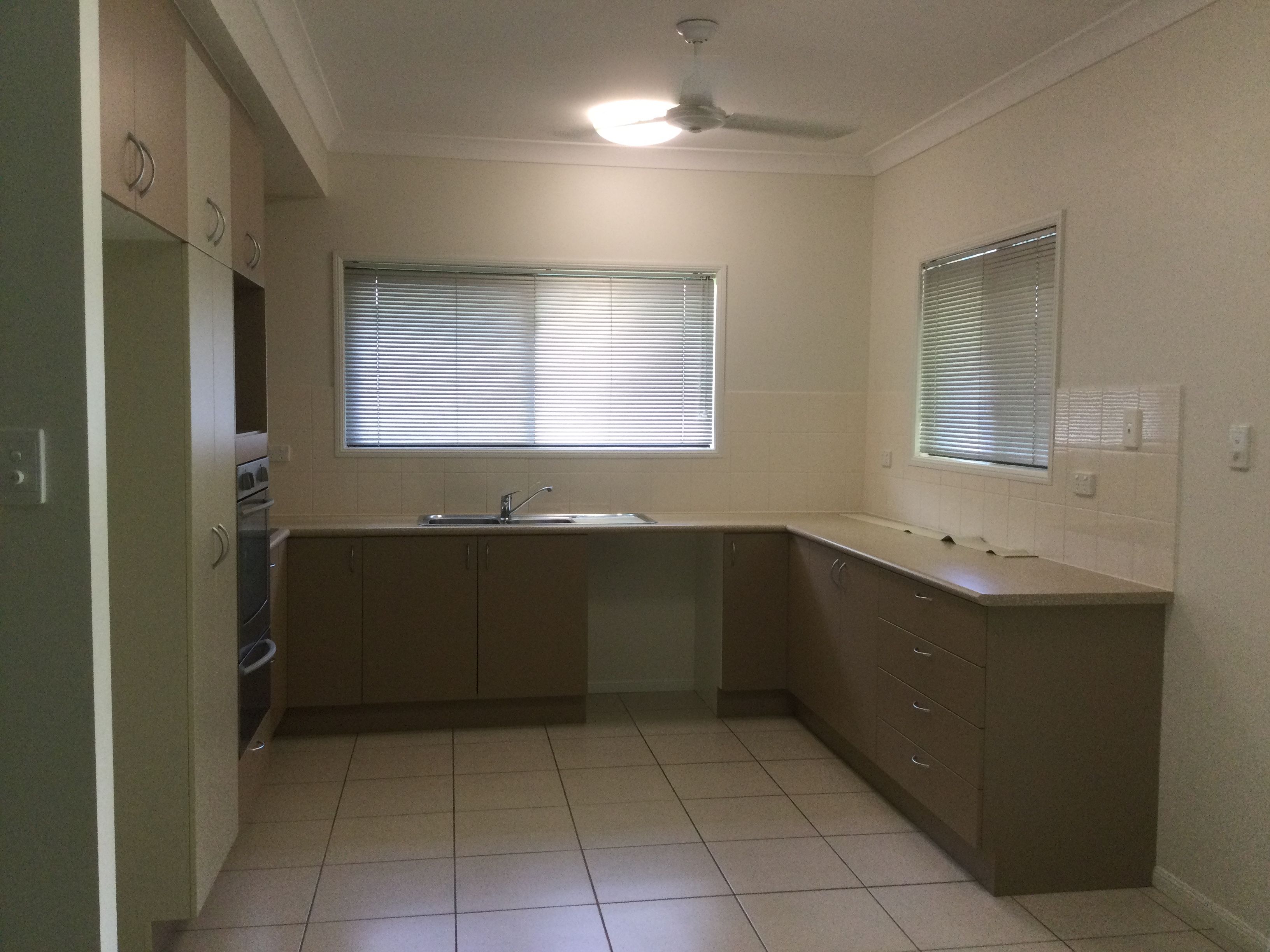 Burdell, QLD 4818