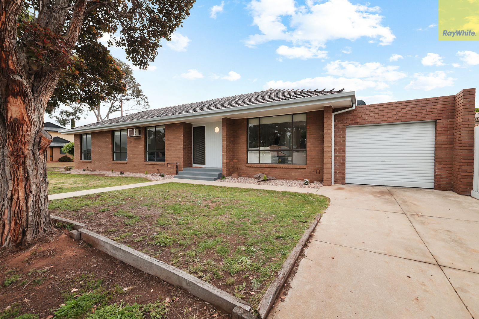 25 Beresford Crescent , Darley VIC 3340