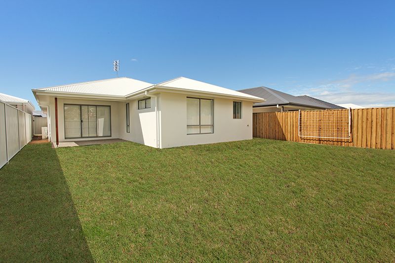 41 Macintyre Crescent, Pelican Waters, QLD 4551