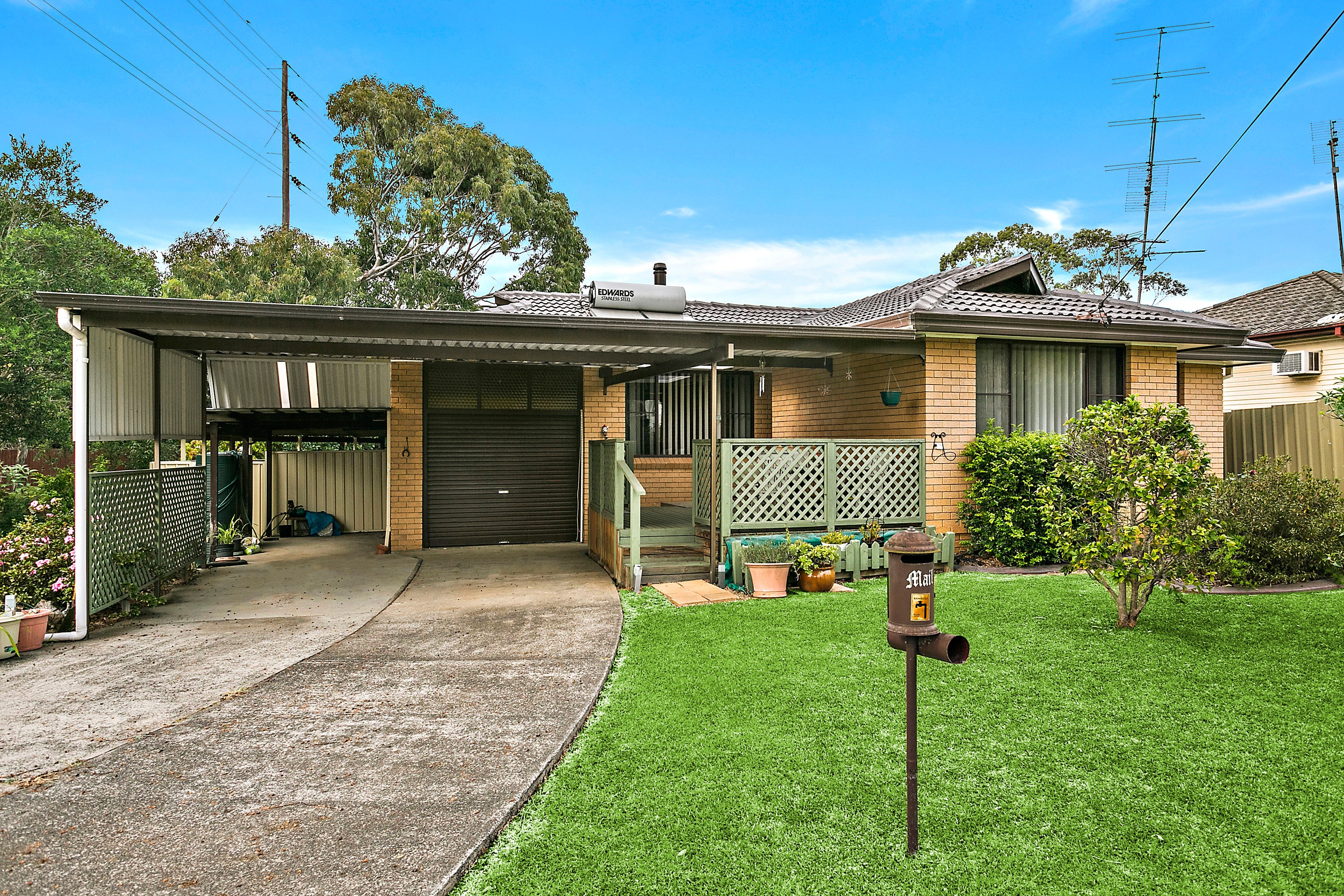 27 Simpson Parade, Albion Park, NSW 2527