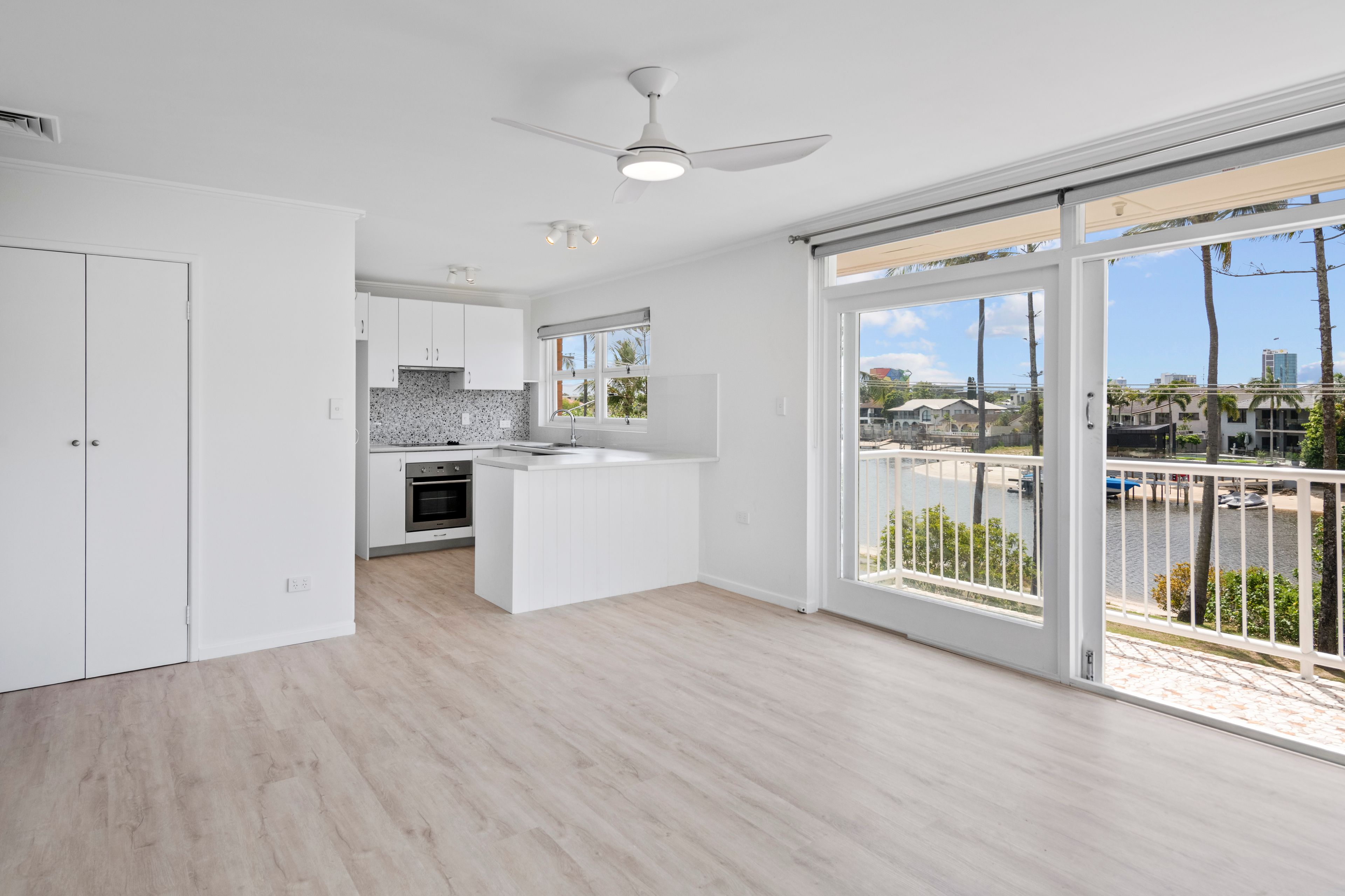 25 Watson Esplanade, Surfers Paradise QLD 4217