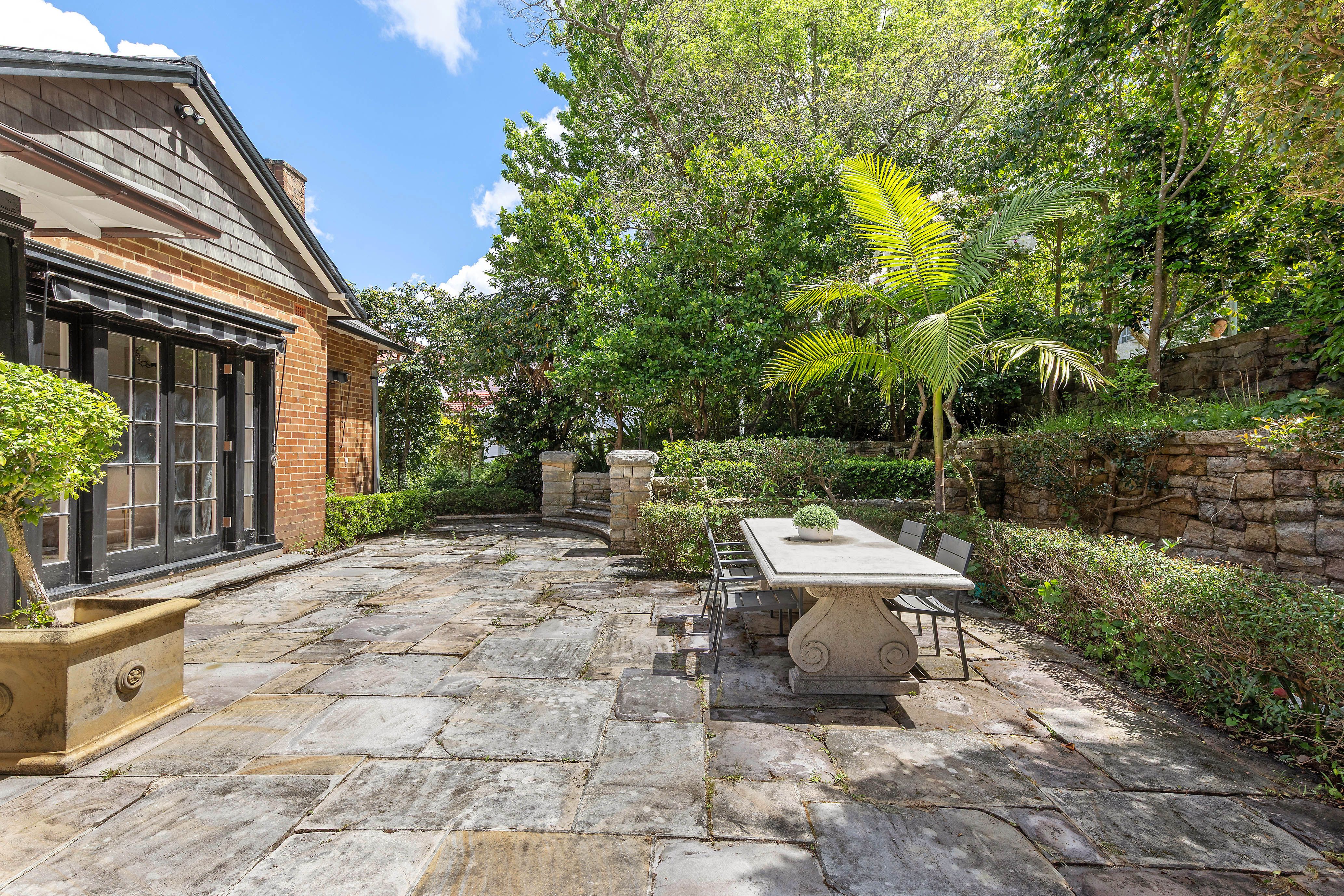 6 Munderah Street — photo 16 of 20