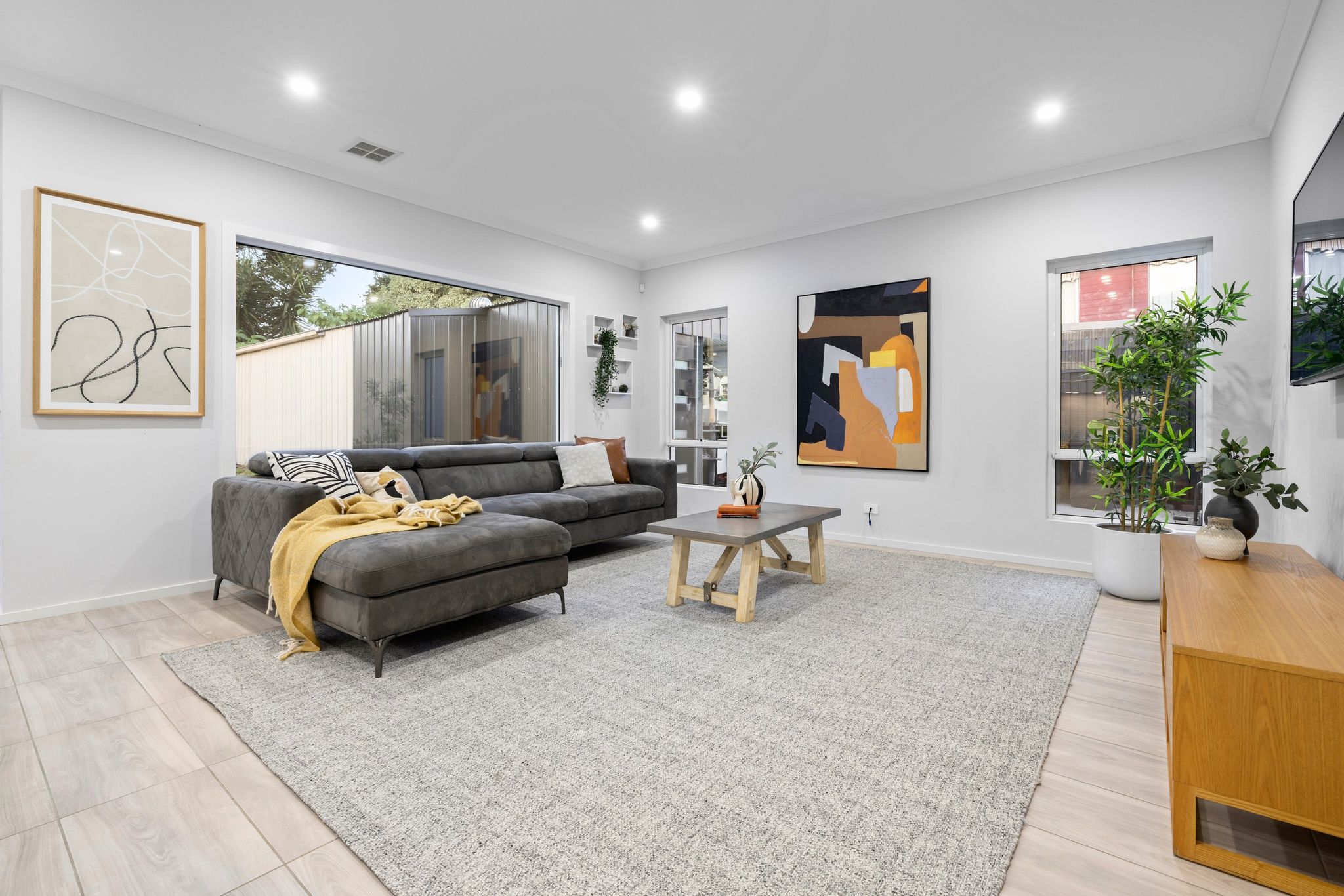 35 Hansworth Street — photo 3 of 26