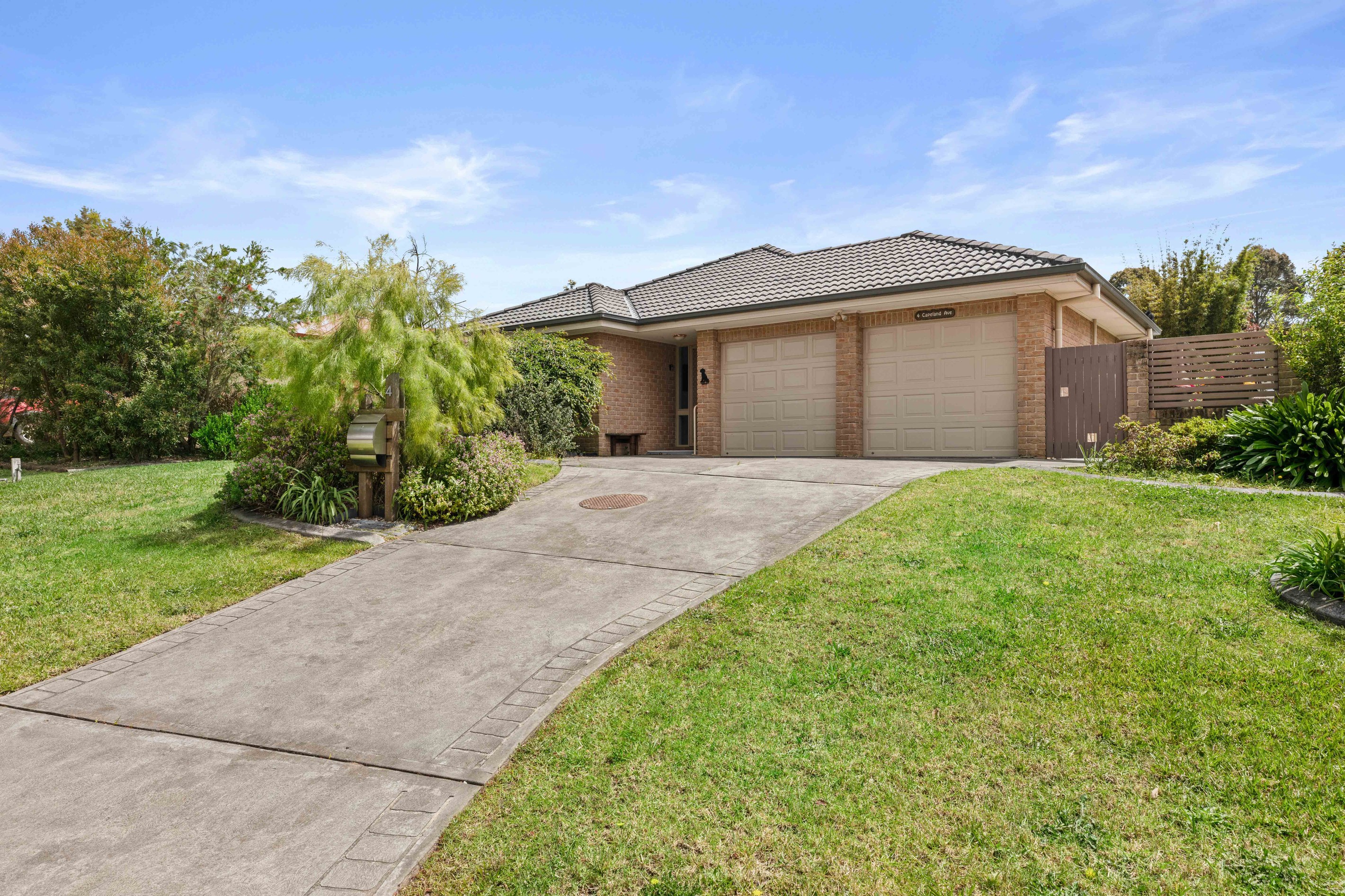 4 Capeland Avenue, Sanctuary Point, NSW 2540