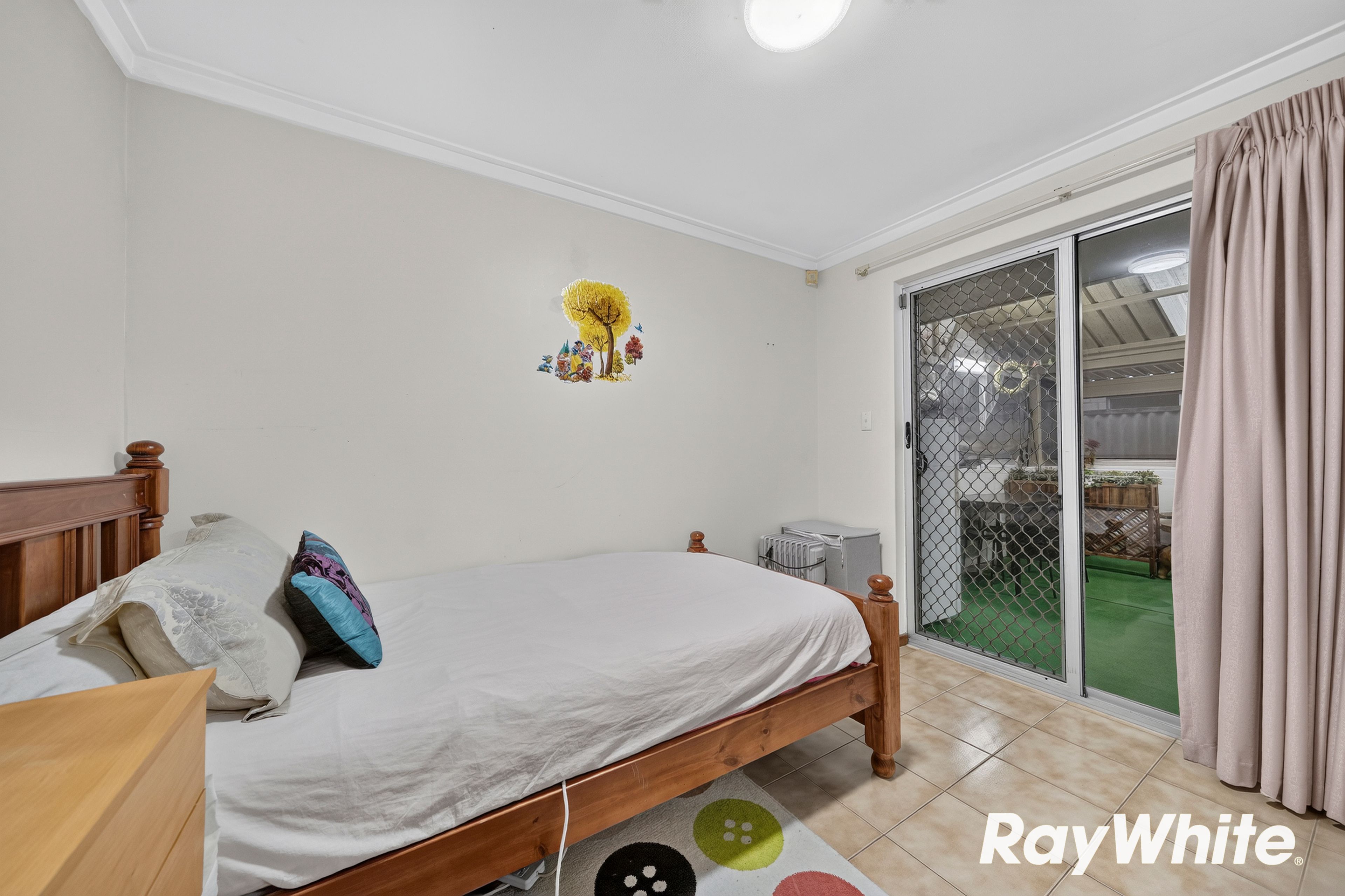 7 Rumble Street — photo 19 of 29