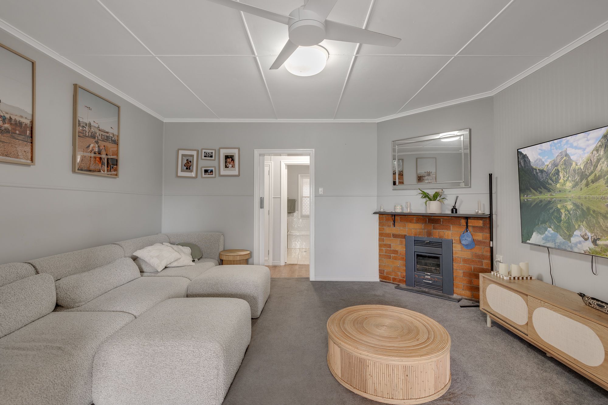 15 Rosina Street — photo 5 of 13