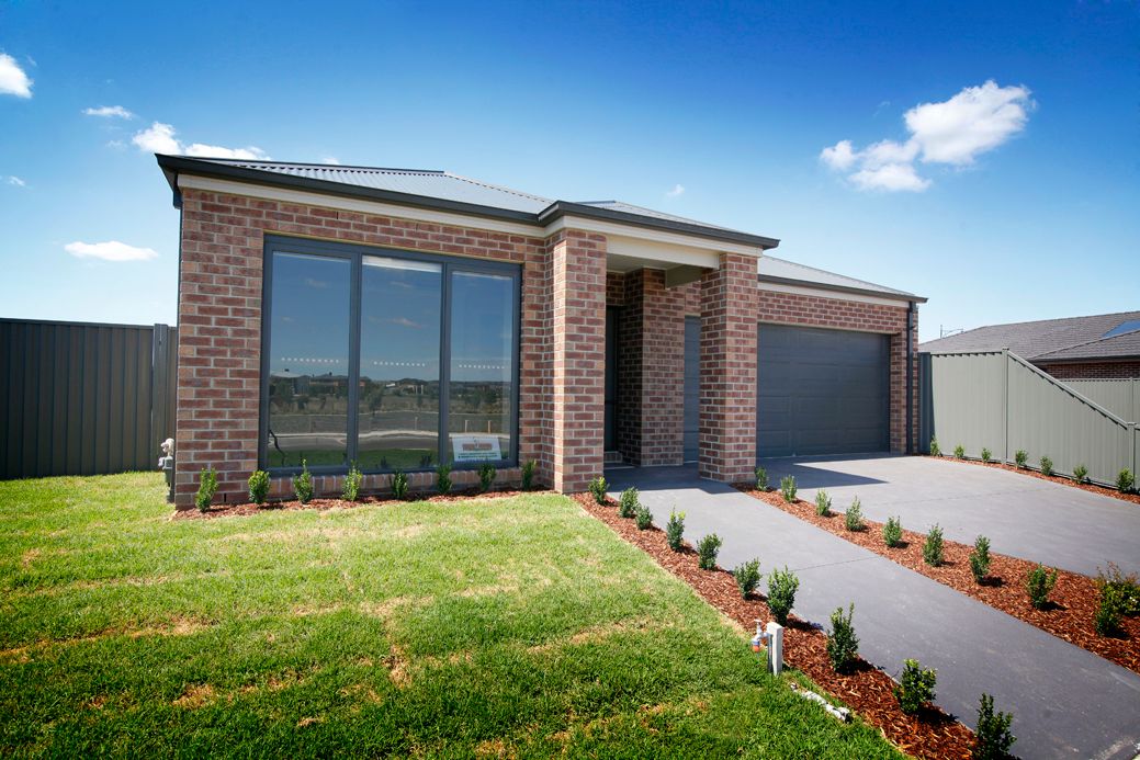 94B Eastlakes Boulevard, Lara, VIC 3212