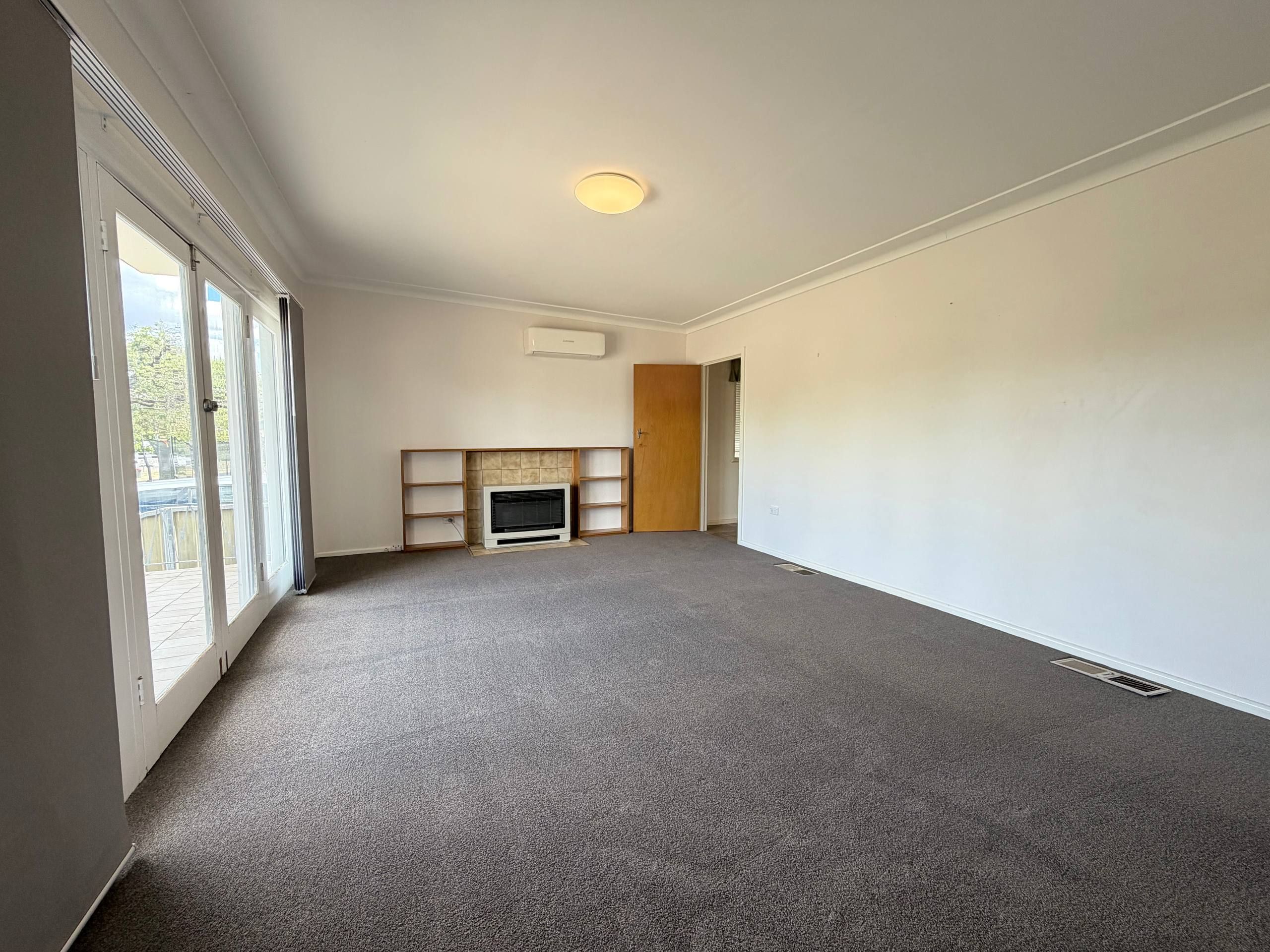 24 Thornbury Street, Parkes, NSW 2870