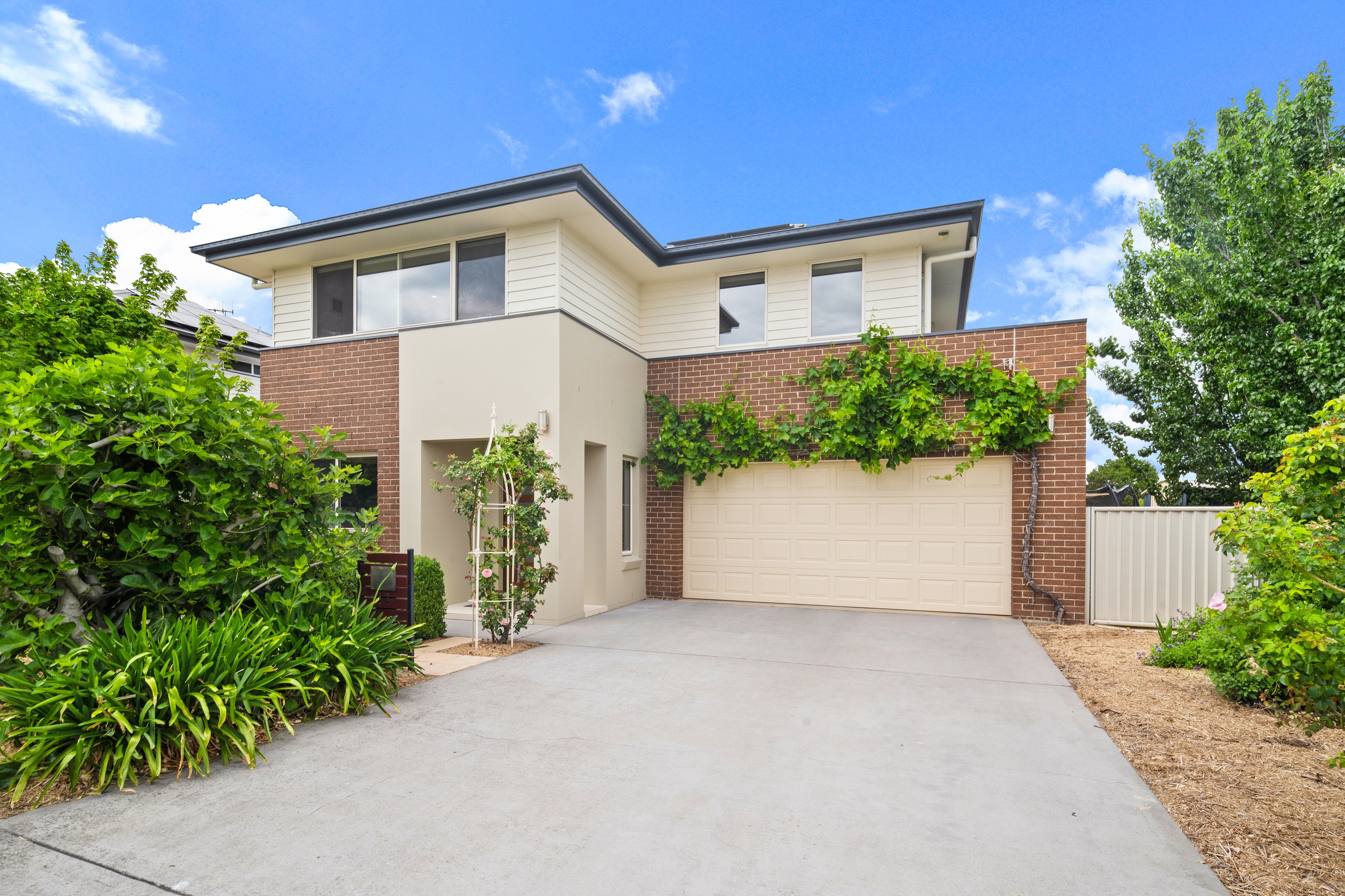 11 Fereday Street, Weston, ACT 2611