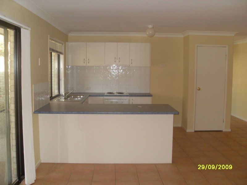 27 Sonata Drive, Warner, QLD 4500