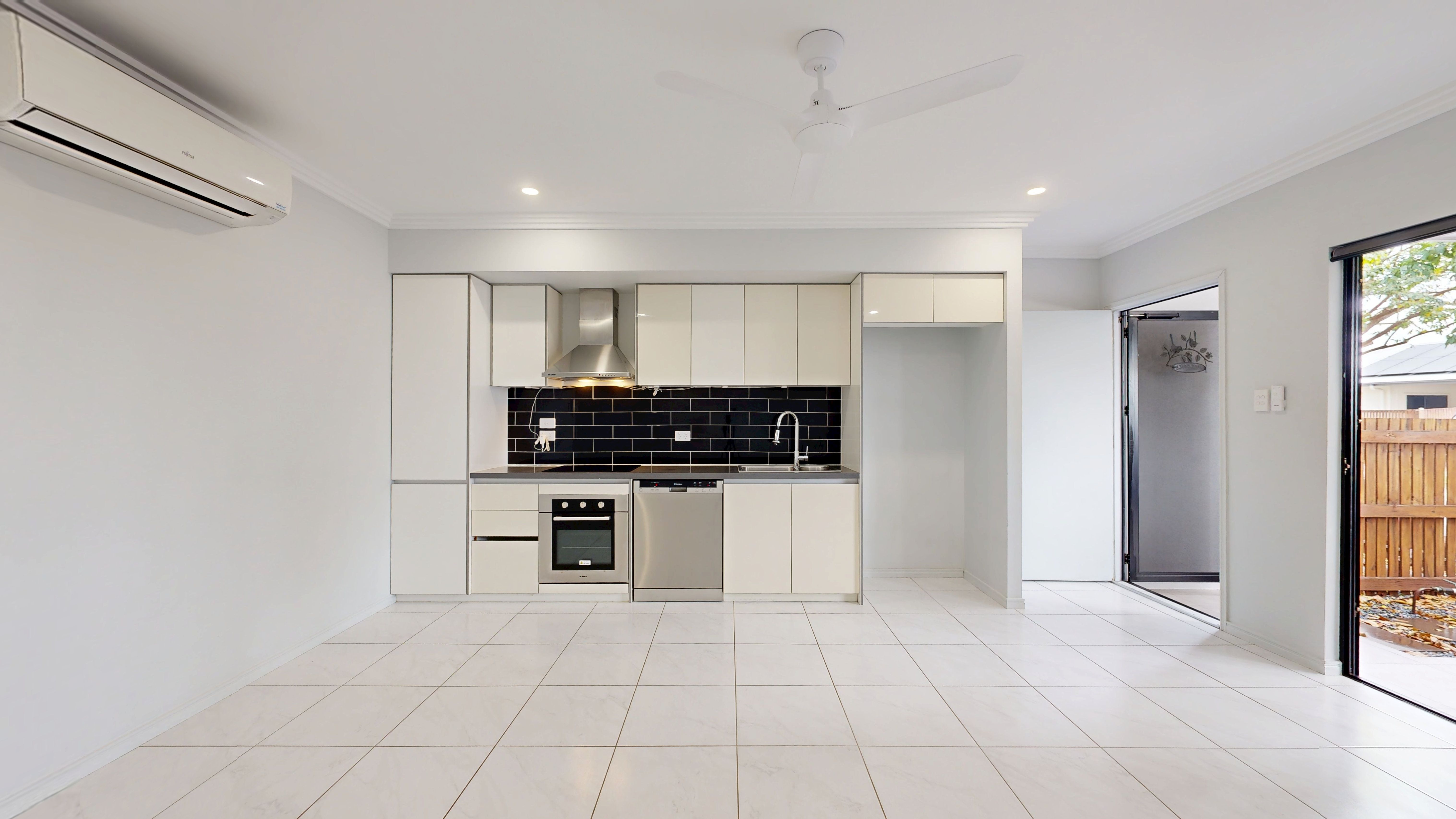 22 Lawrie Avenue, Oonoonba, QLD 4811
