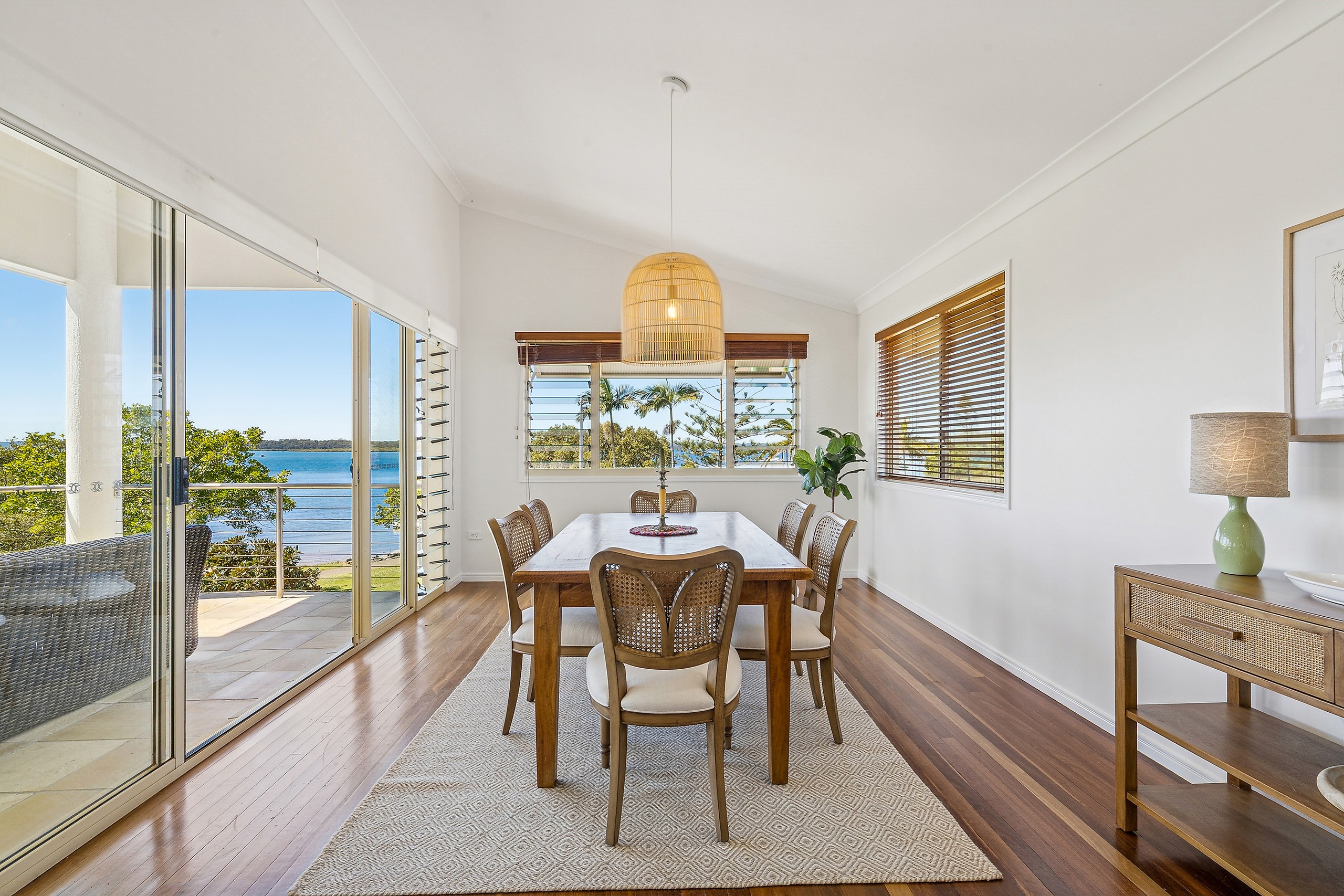 22 Rosebud Esplanade, Victoria Point, QLD 4165