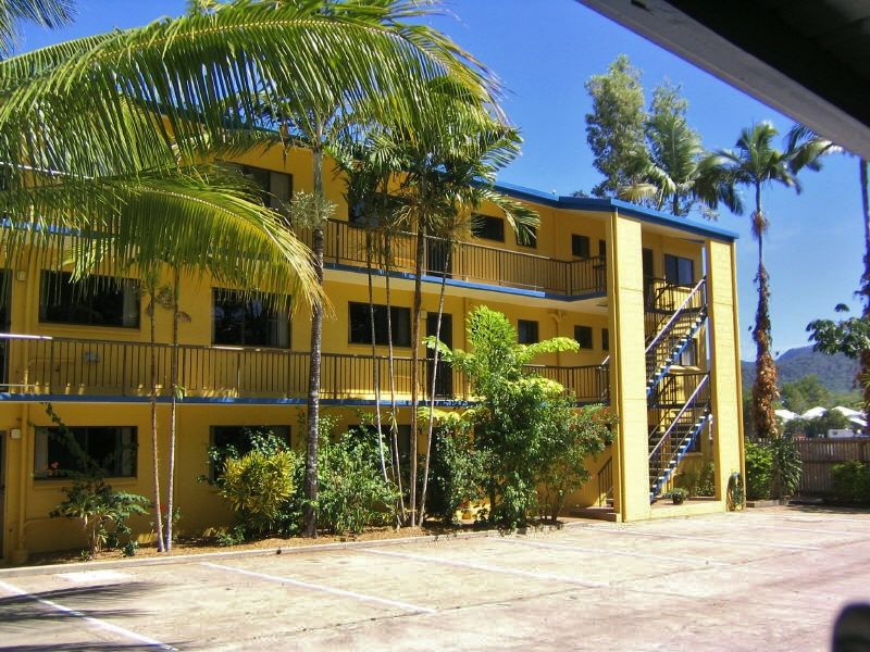 9/83-85 Moore Street, Trinity Beach, QLD 4879