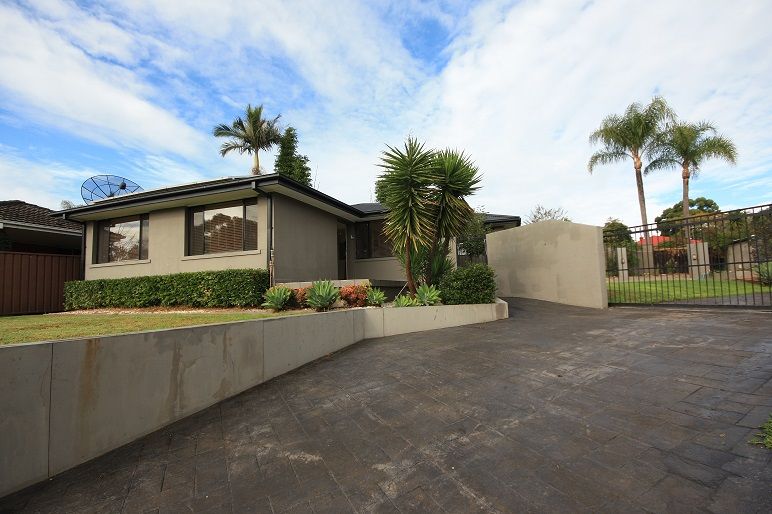 12 Manam Place, Glenfield, NSW 2167
