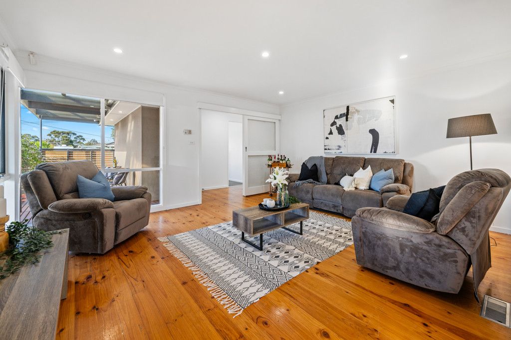 11 Durham Crescent, Hoppers Crossing, VIC 3029