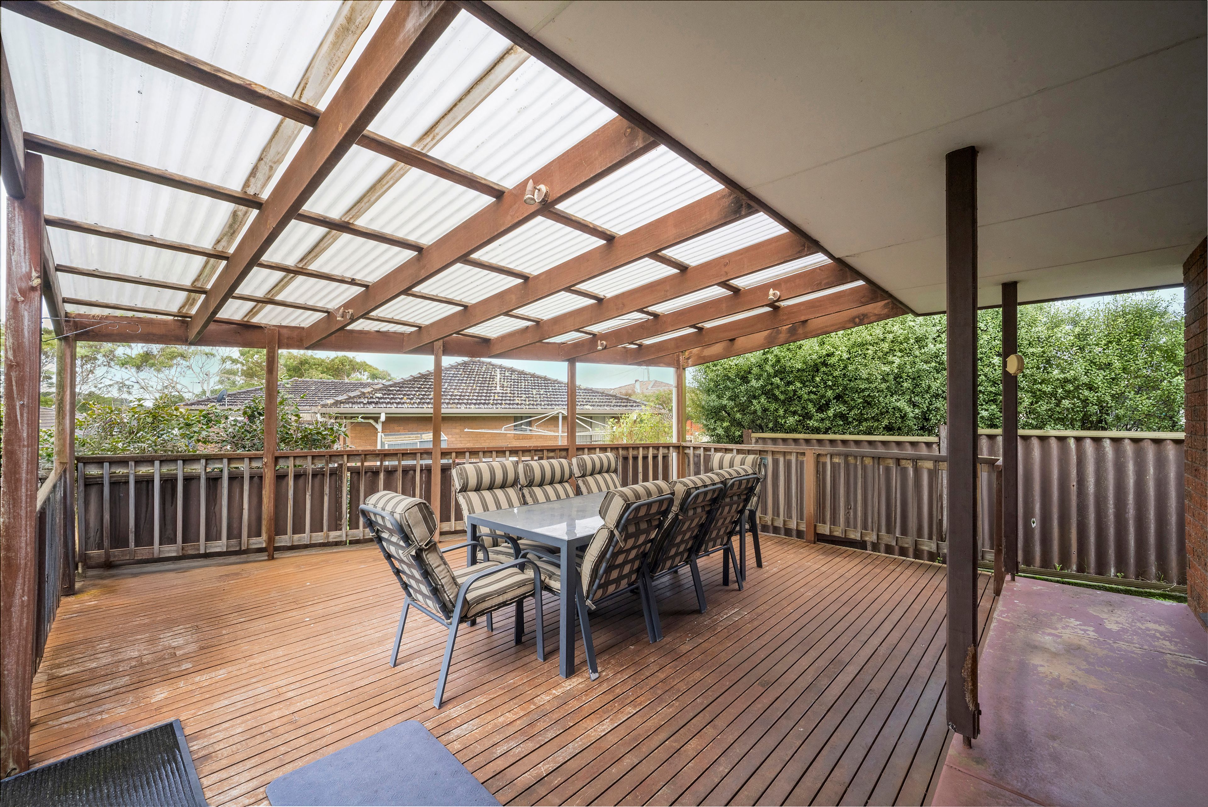 22 Glenview Drive — photo 8 of 11