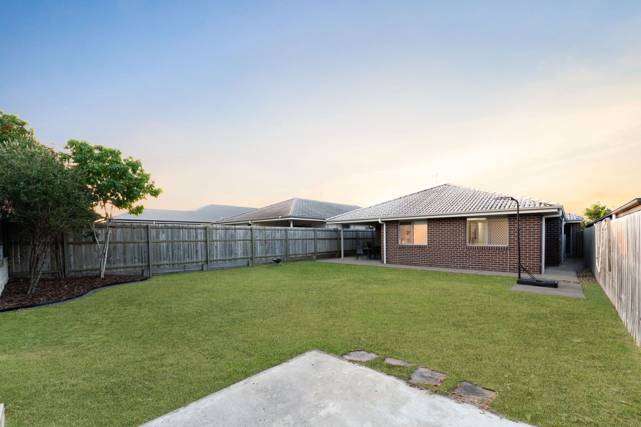 25 Mount Cooroora Street — photo 23 of 29