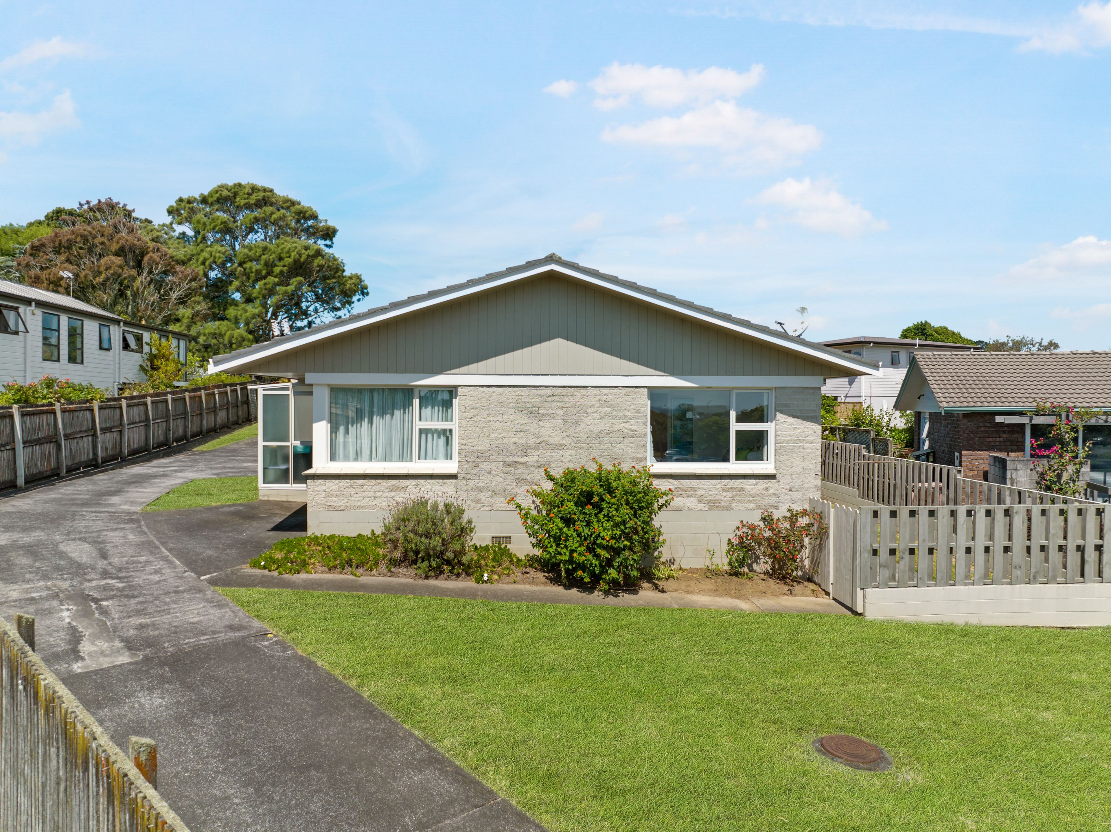 1/52 Galsworthy Place, Bucklands Beach, Manukau City